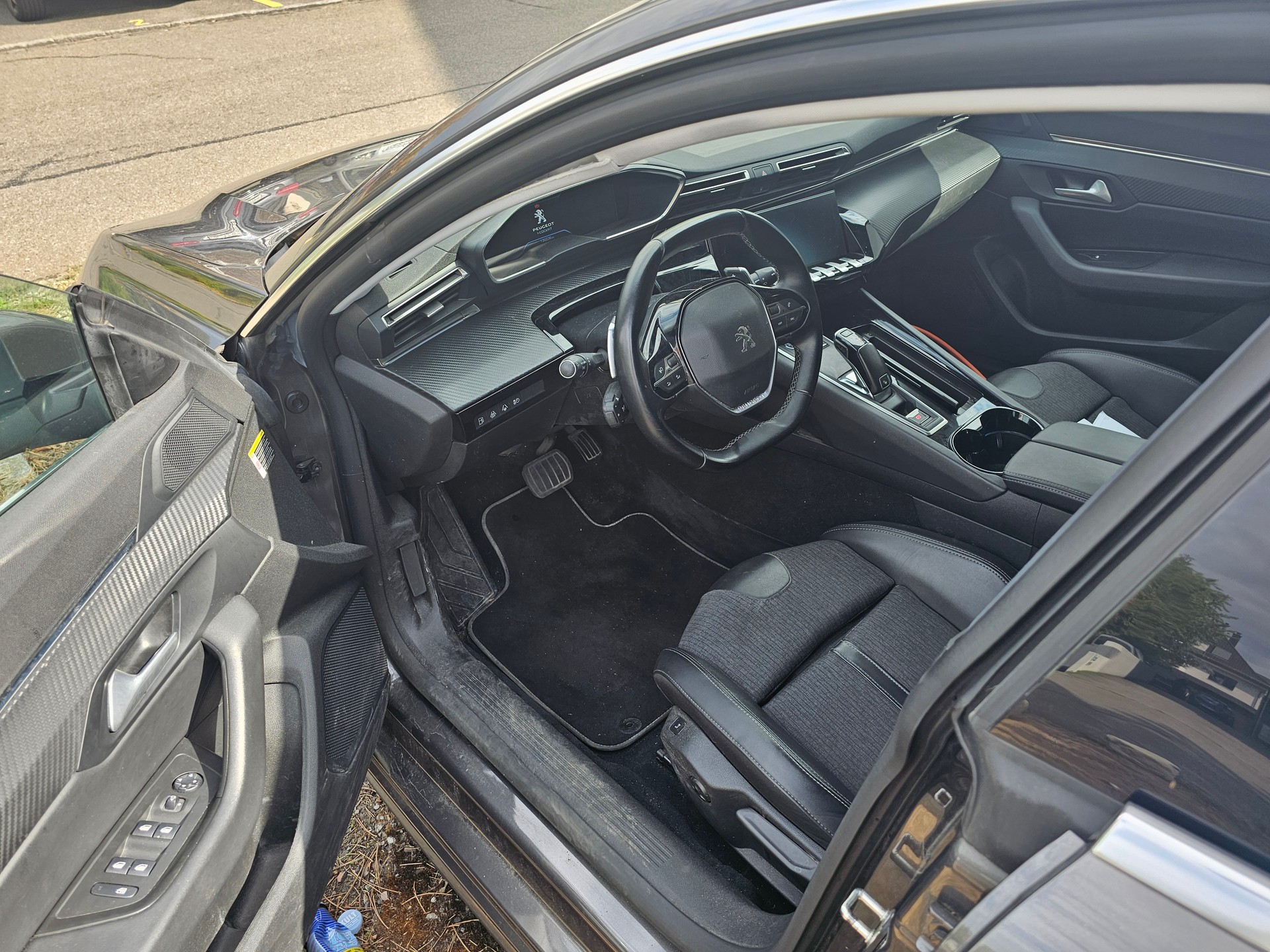PEUGEOT 508 SW 1.6 PHEV GT Line EAT8-image-6