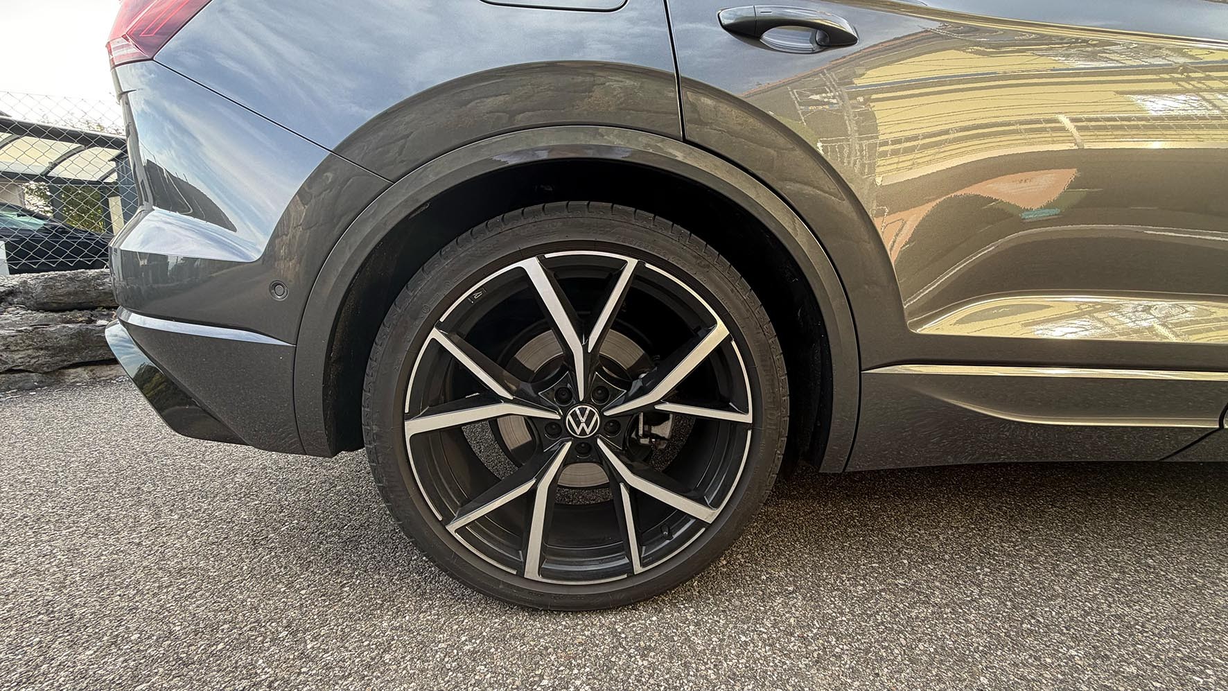 VW 3.0 V6 TDI 286 R-Line-image-8