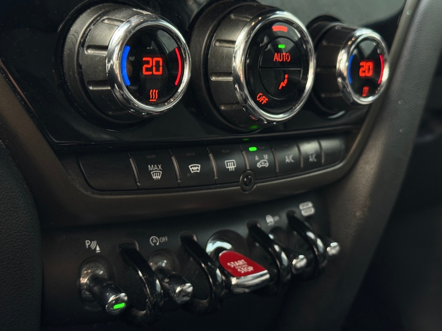 MINI Countryman Cooper S ALL4 Steptronic-image-17