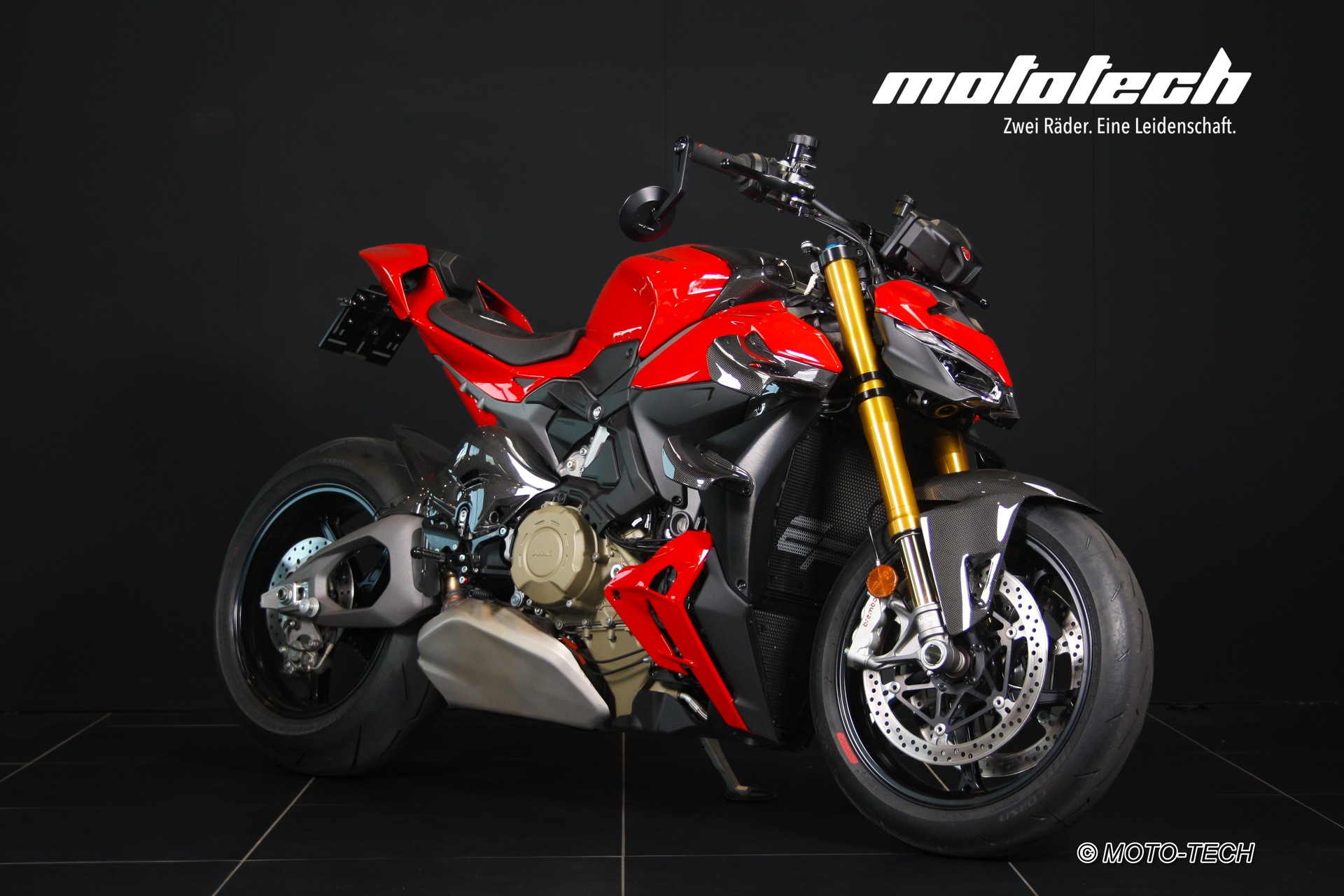 DUCATI Streetfighter V4 S