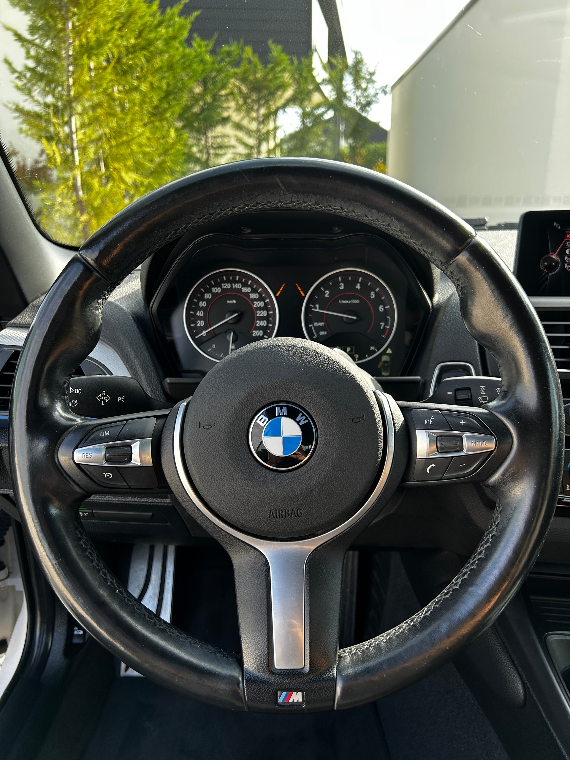 BMW 220i Cabrio, M package, Steptronic-image-7