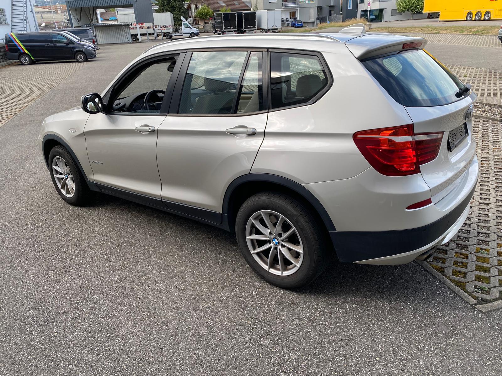 BMW X3 xDrive 20d Steptronic-image-10