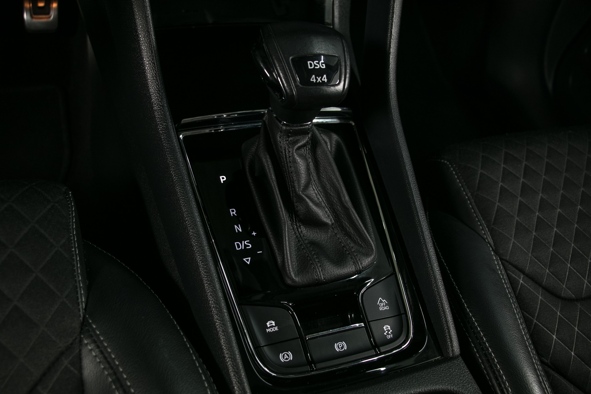 SKODA Kodiaq 2.0 TSI Style DSG 4x4-image-11