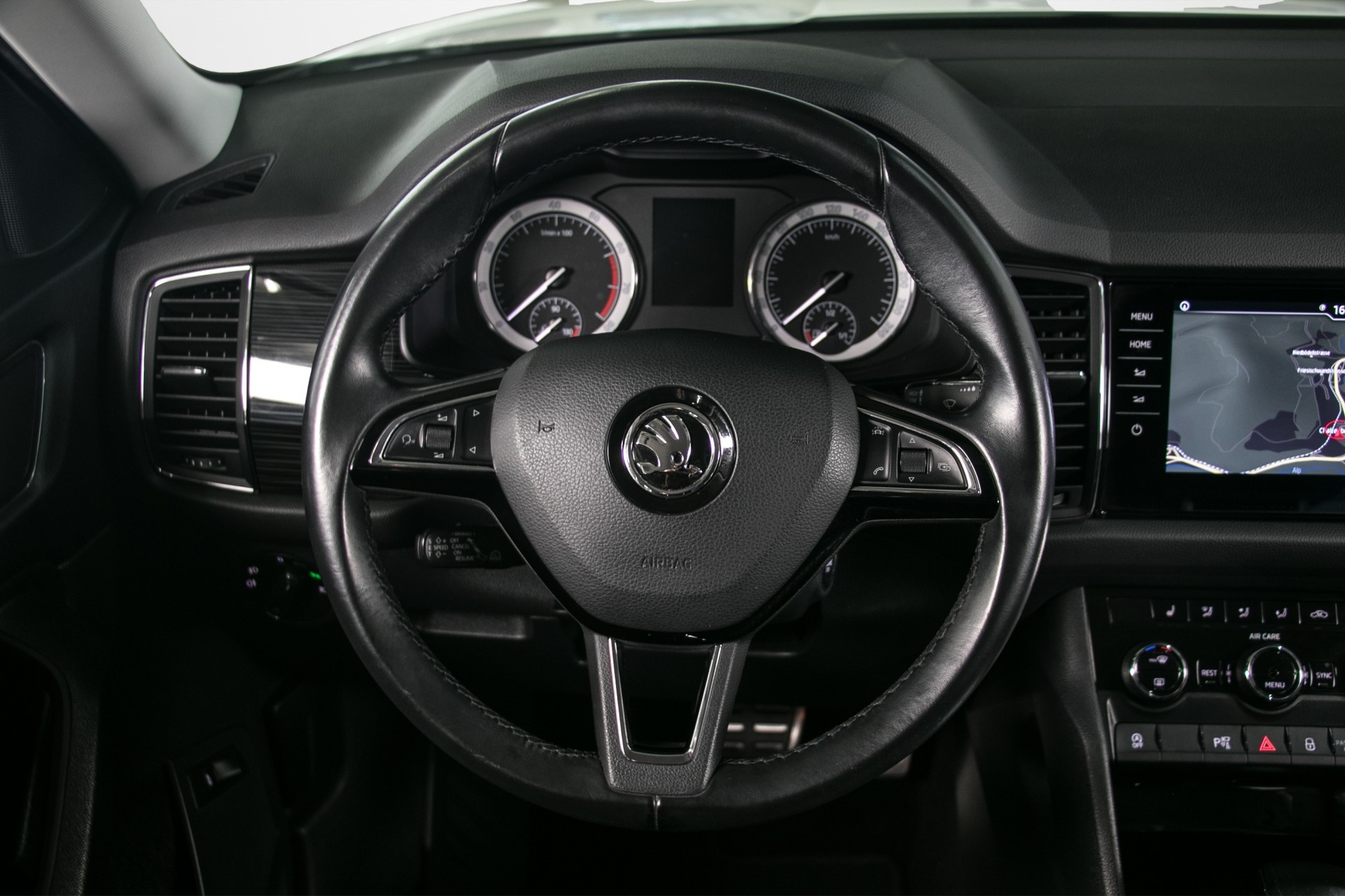 SKODA Kodiaq 2.0 TSI Style DSG 4x4-image-4