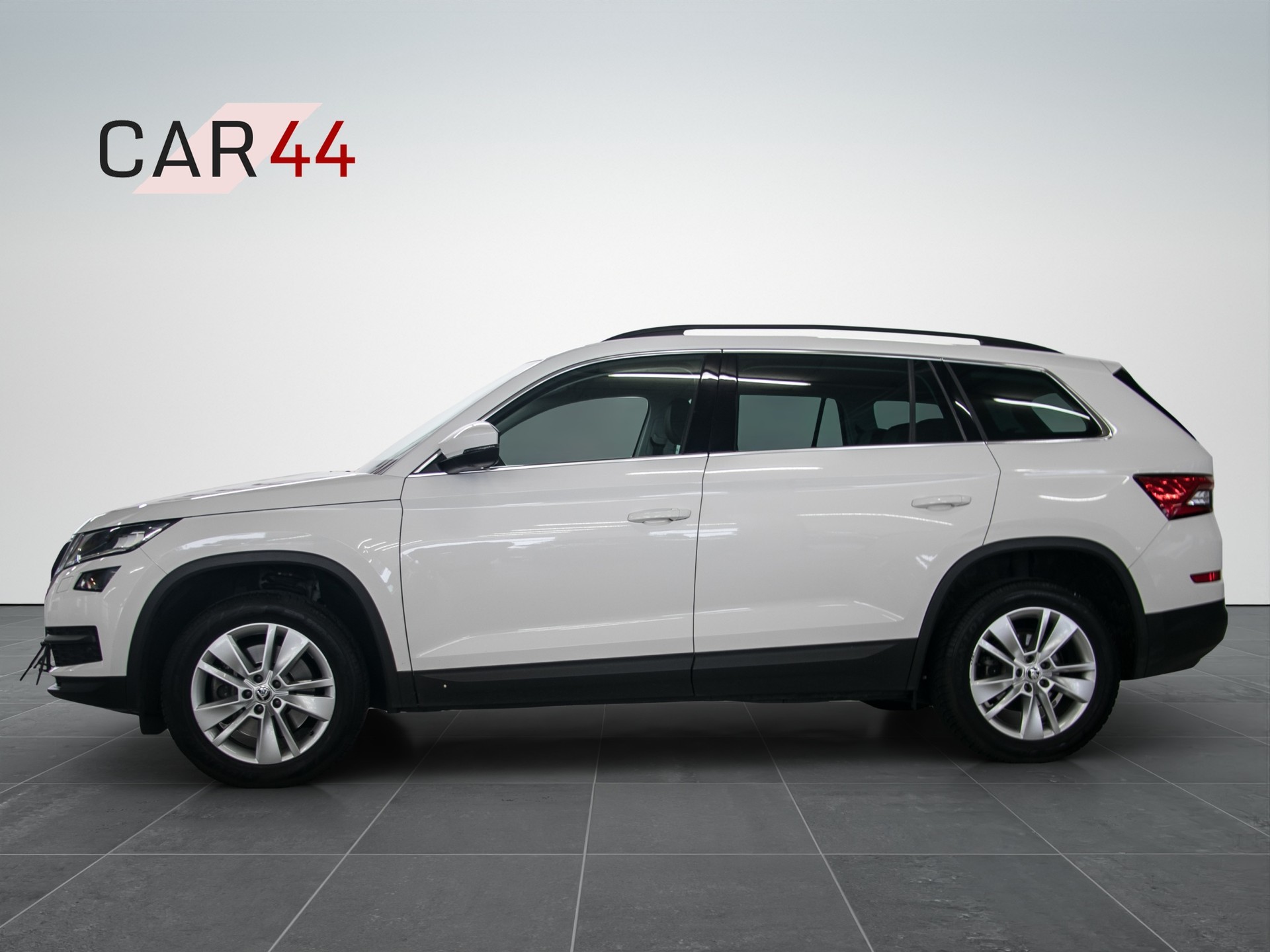 SKODA Kodiaq 2.0 TSI Style DSG 4x4-showroom-element-1