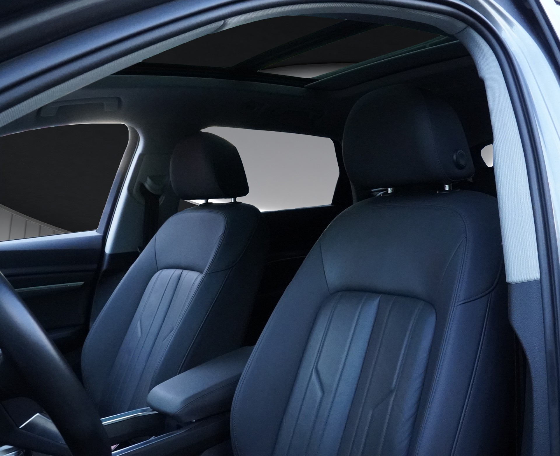 AUDI e-tron 50 quattro *CH Fahrzeug & AHK-1600*-image-12