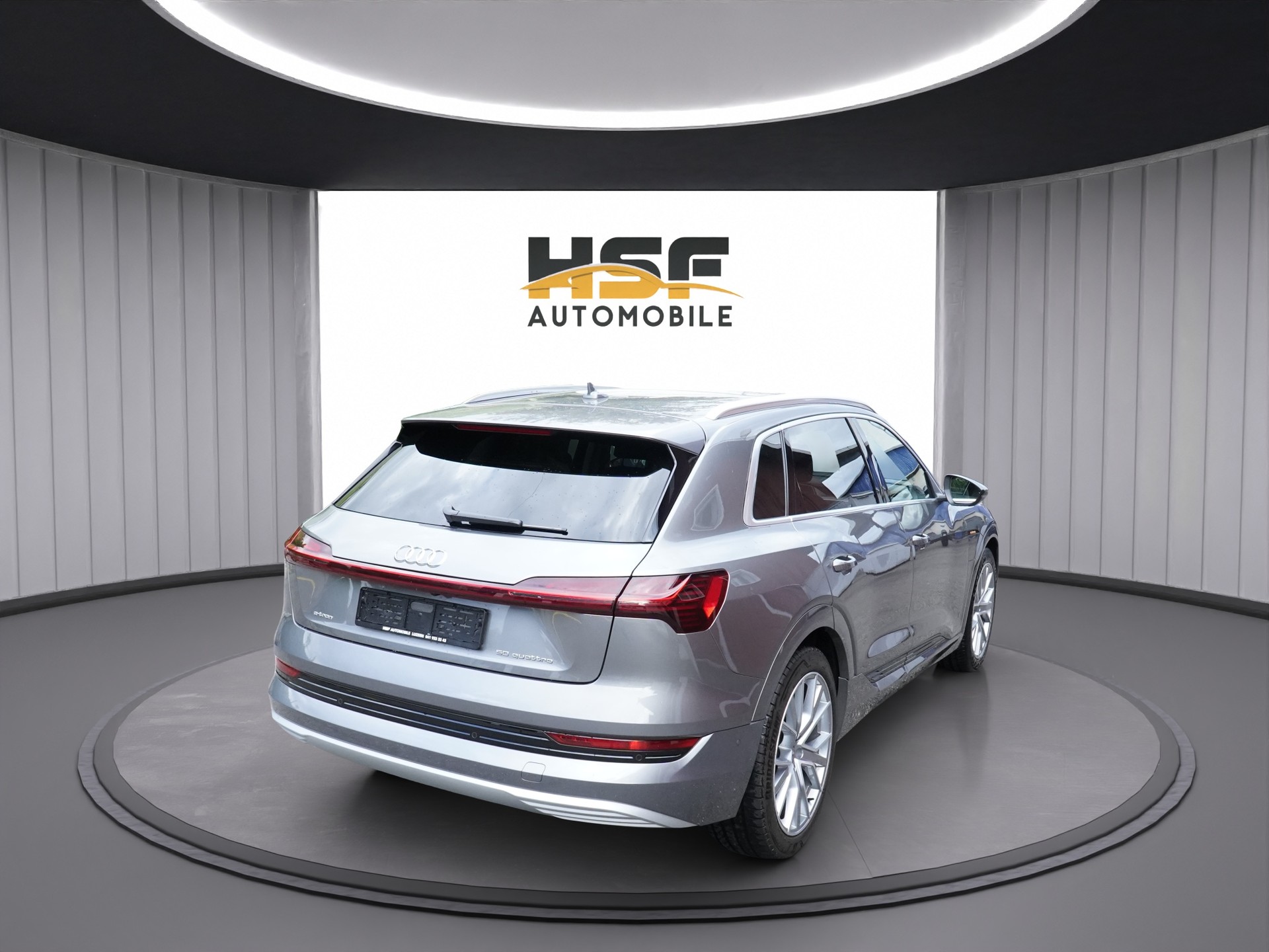 AUDI e-tron 50 quattro *CH Fahrzeug & AHK-1600*-showroom-element-2