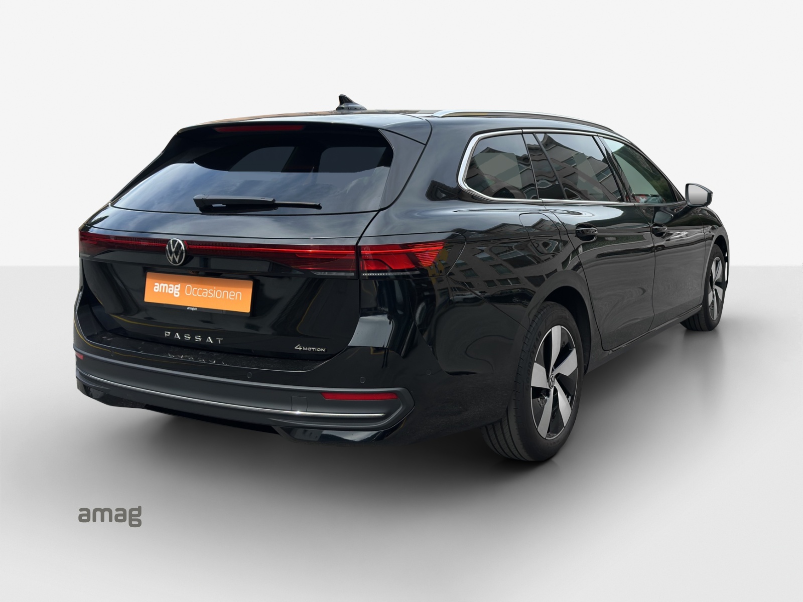 VW Passat Variant 2.0 TDI evo Business 4 Motion DSG-image-4