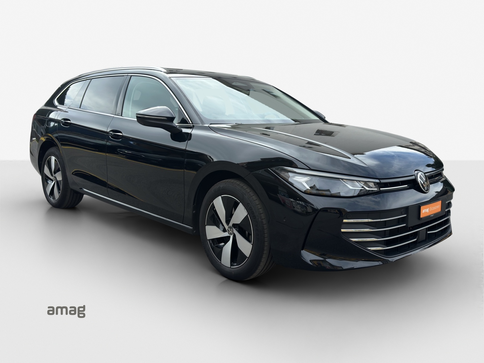 VW Passat Variant 2.0 TDI evo Business 4 Motion DSG-image-5