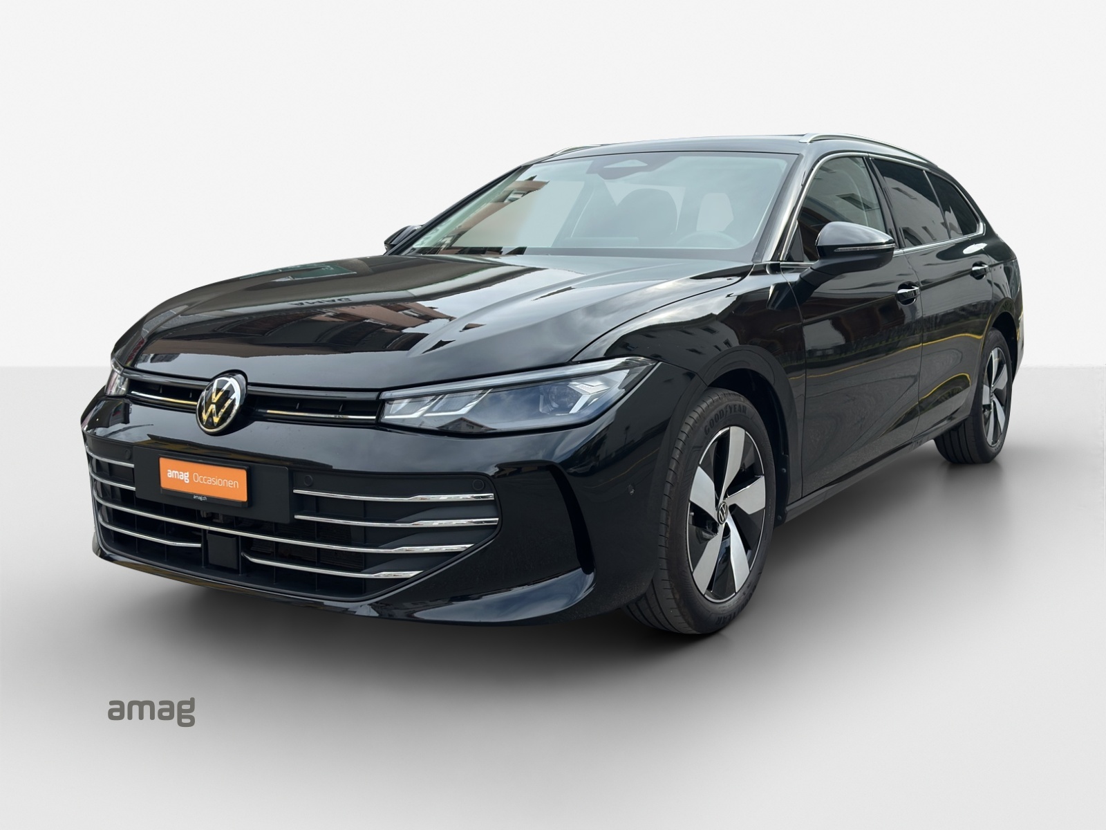 VW Passat Variant 2.0 TDI evo Business 4 Motion DSG-image-0