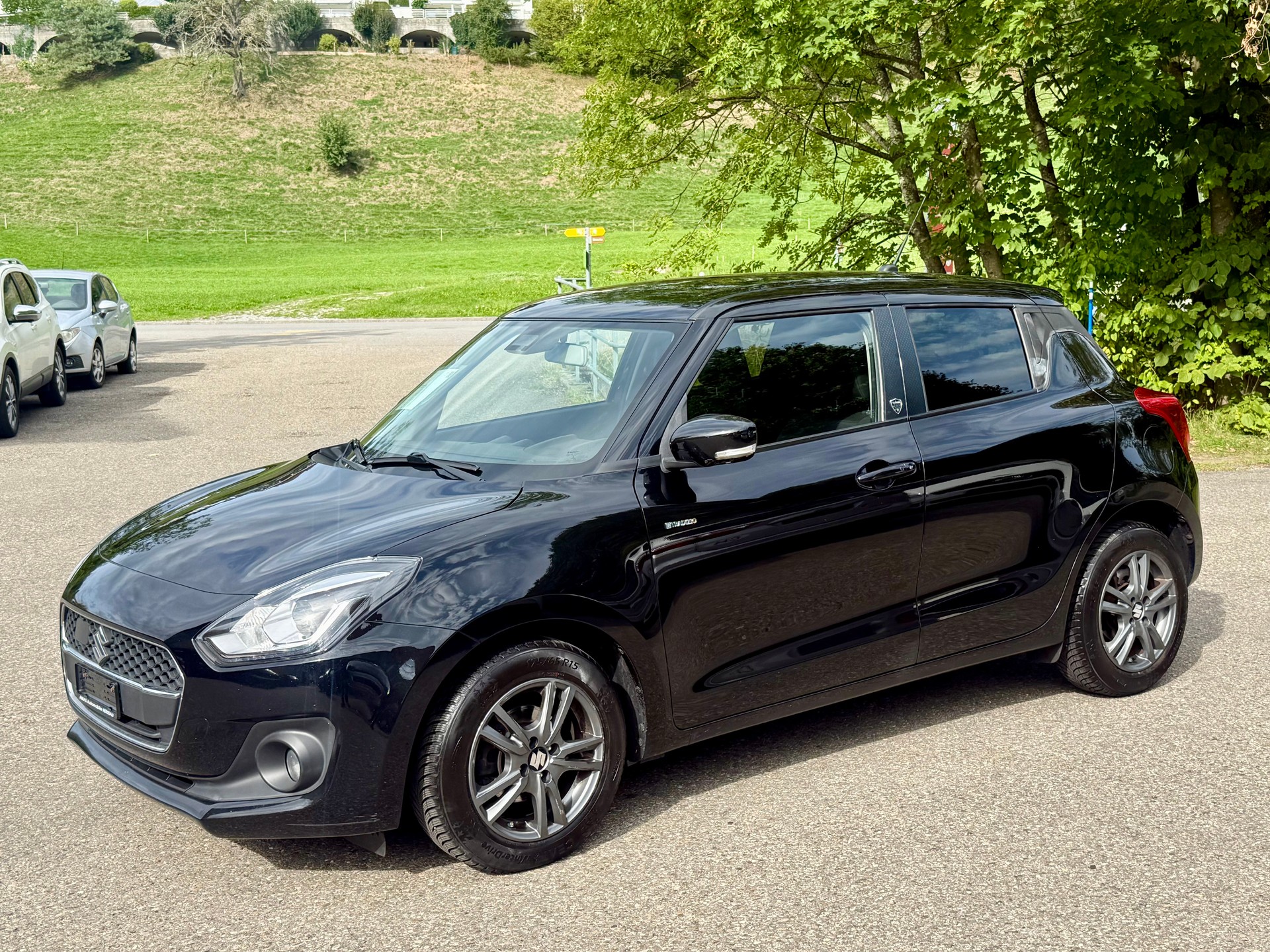 SUZUKI Swift 1.0 12V Tradizio Top Automatic-image-1