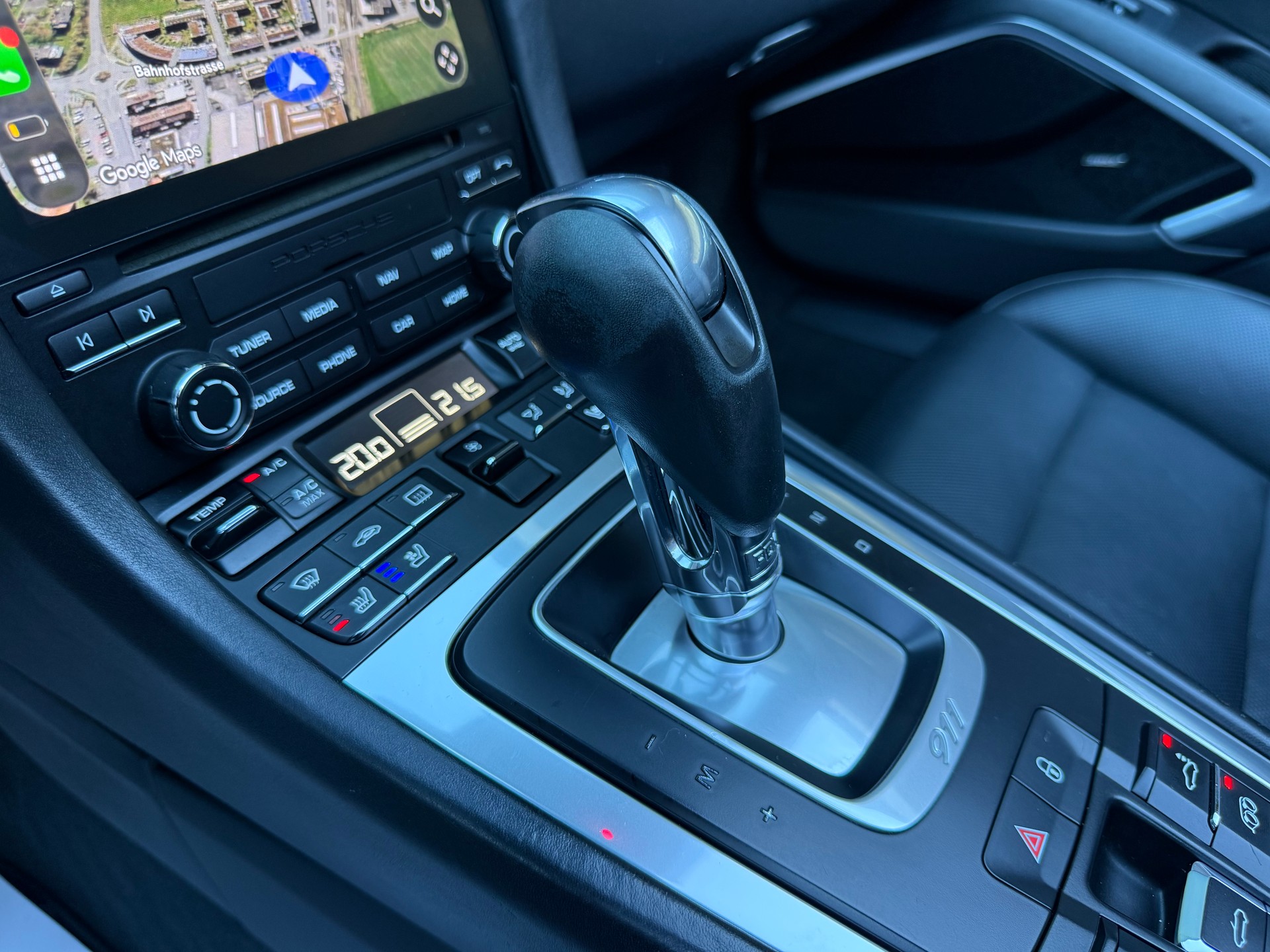 PORSCHE 911 Carrera 4S Cabrio PDK-image-27