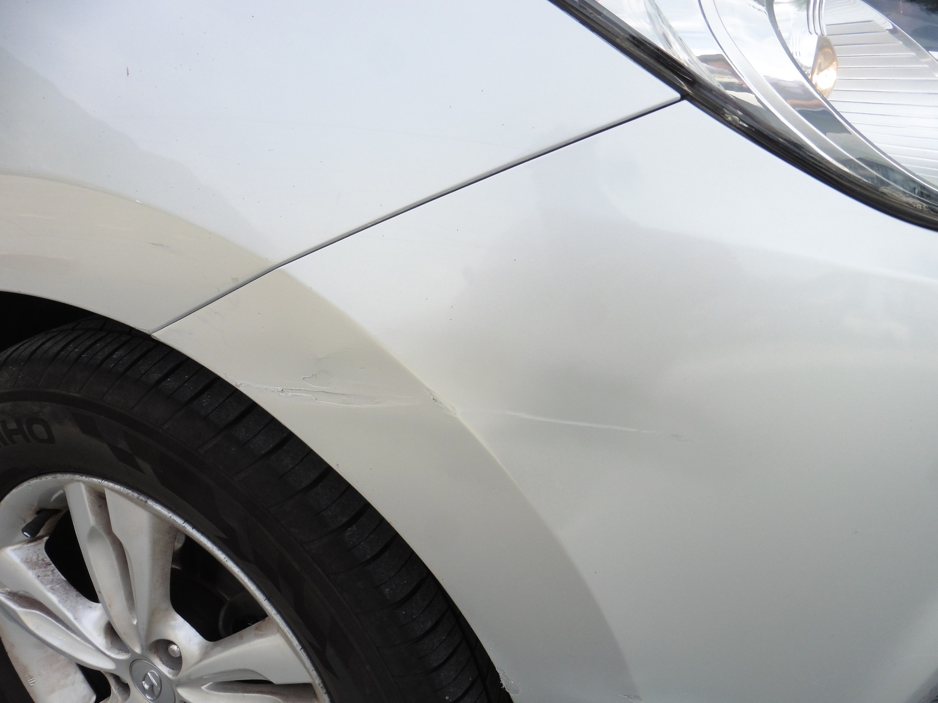 HYUNDAI iX 35 2.0 CRDi Style 4WD Automatic-image-24