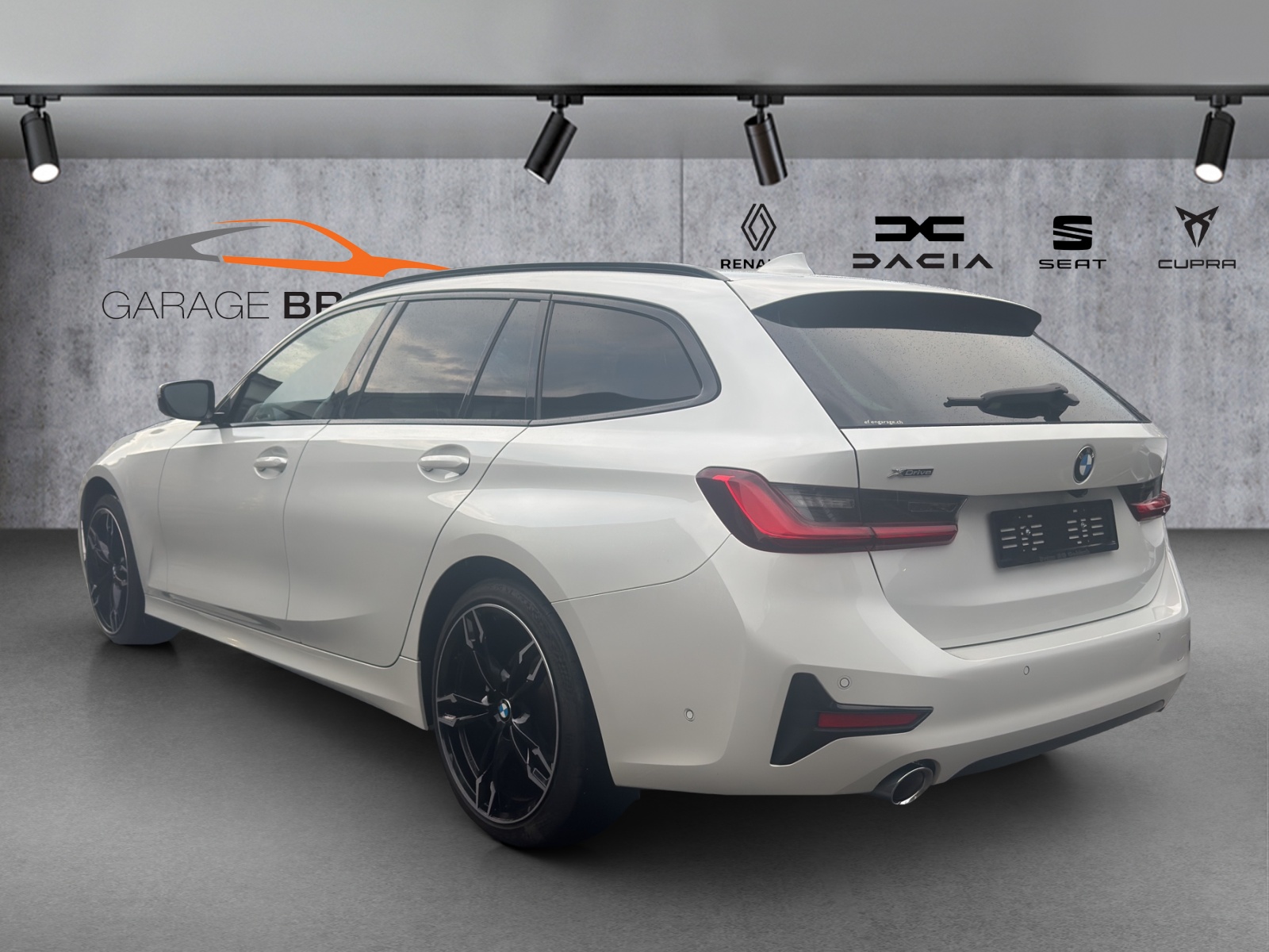 BMW 320d xDrive Steptronic-image-3