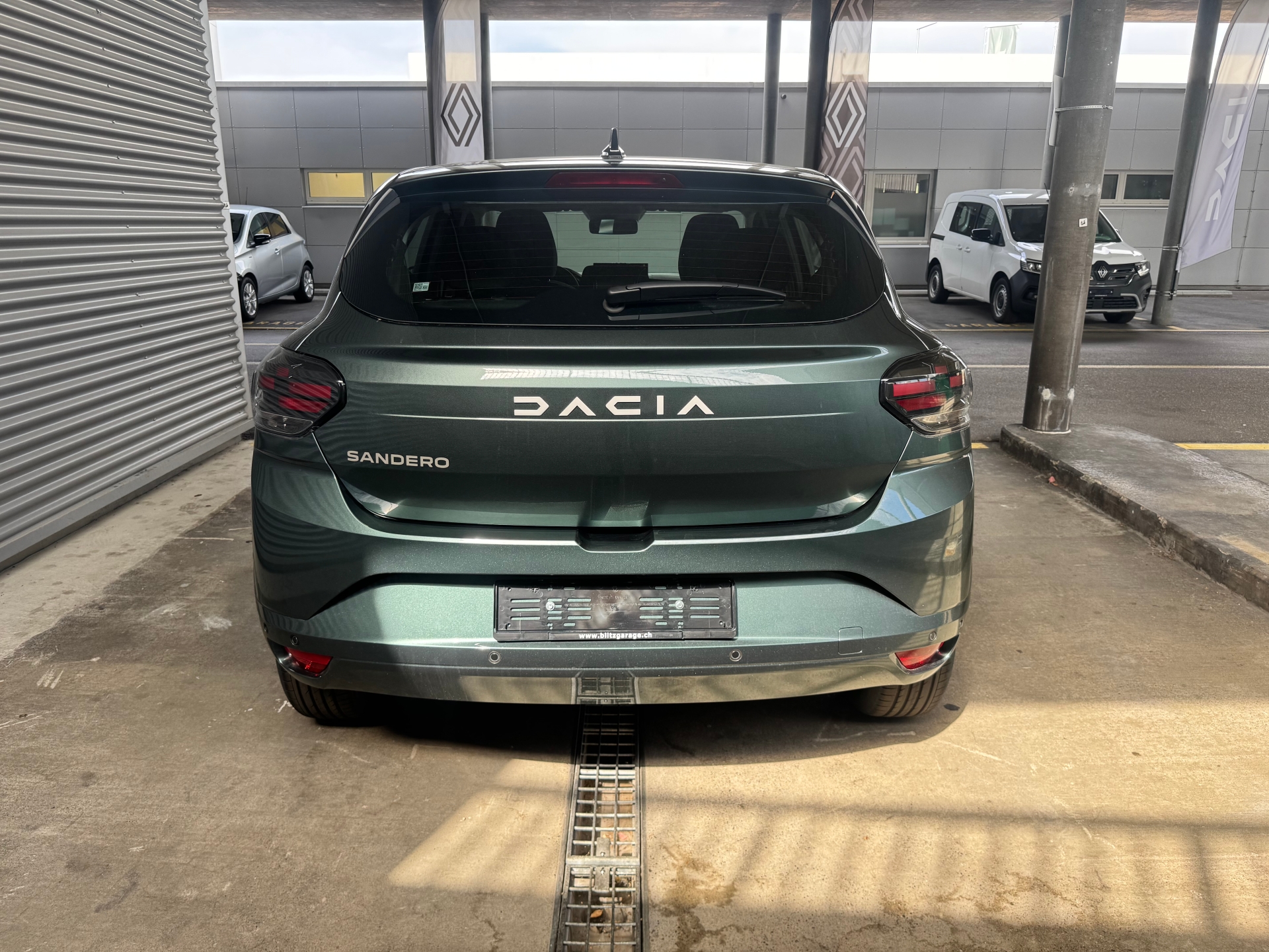 DACIA SANDERO-image-3