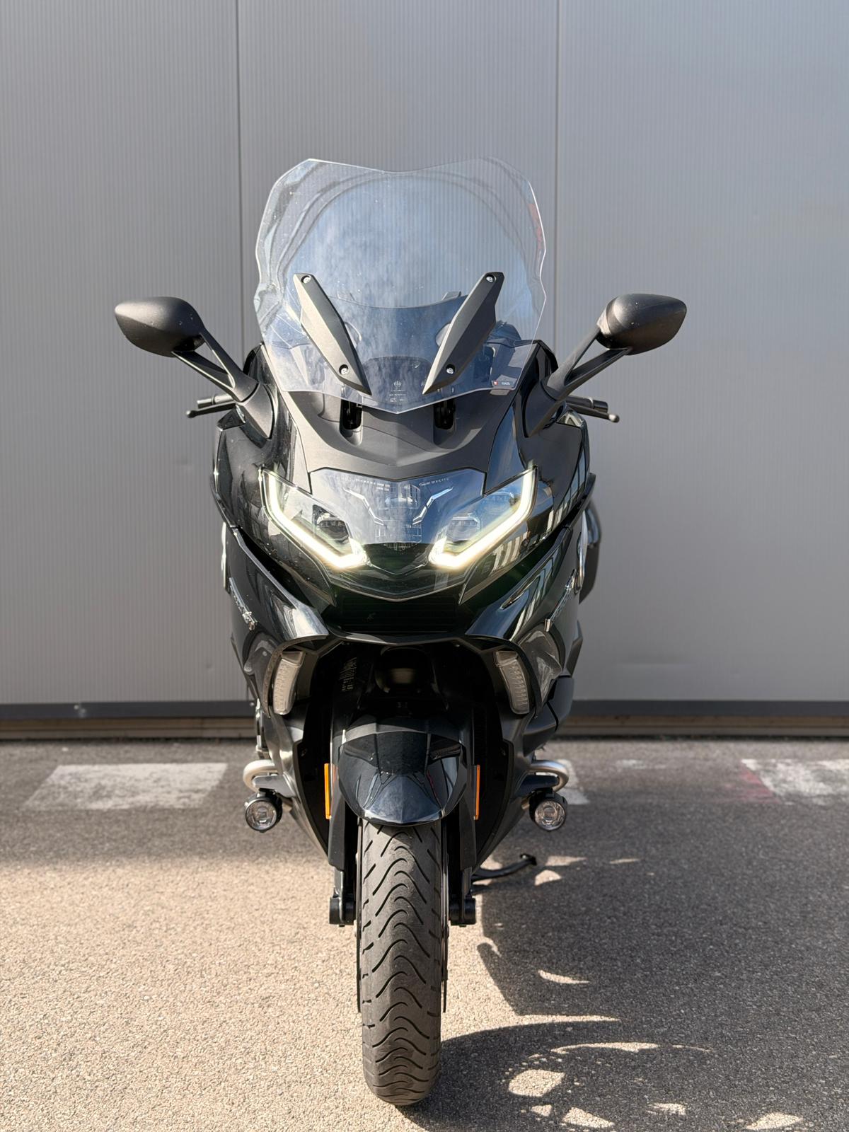 BMW K 1600 GT-showroom-element-3