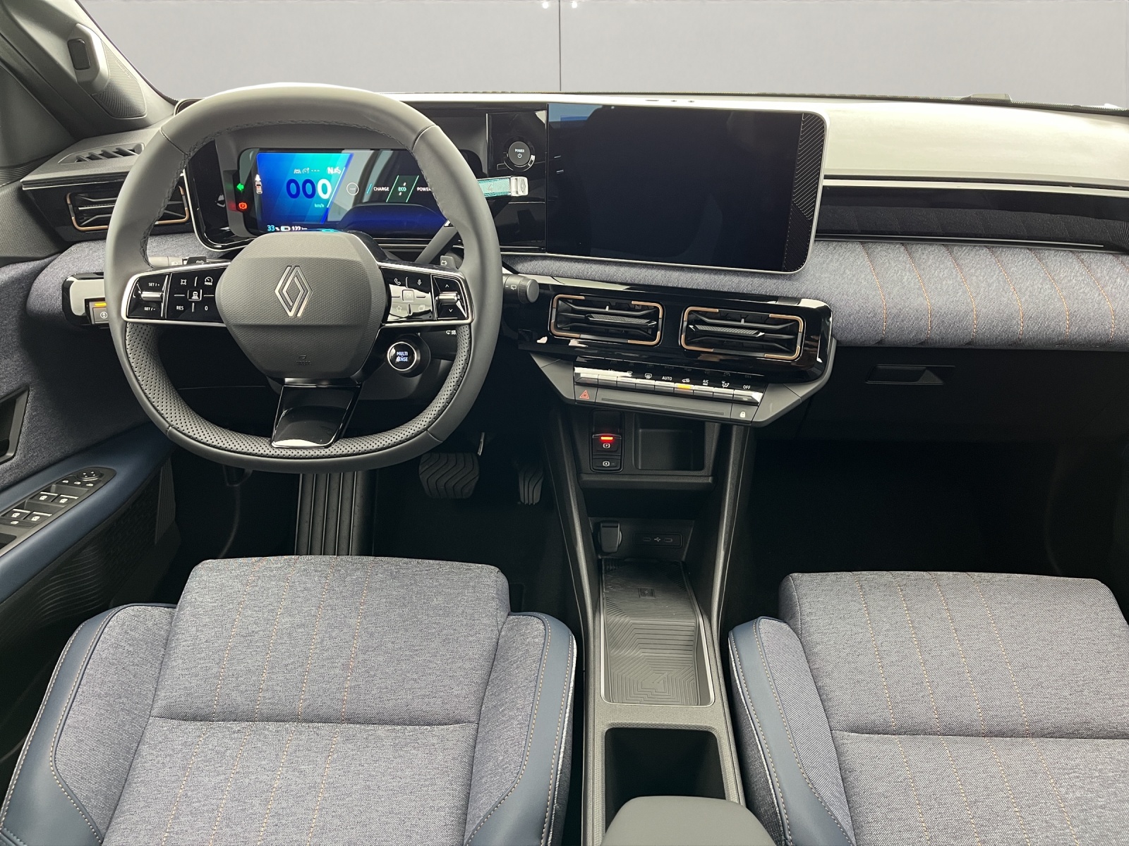 RENAULT R4 E-Tech Comfort Range plein sud techno-image-8