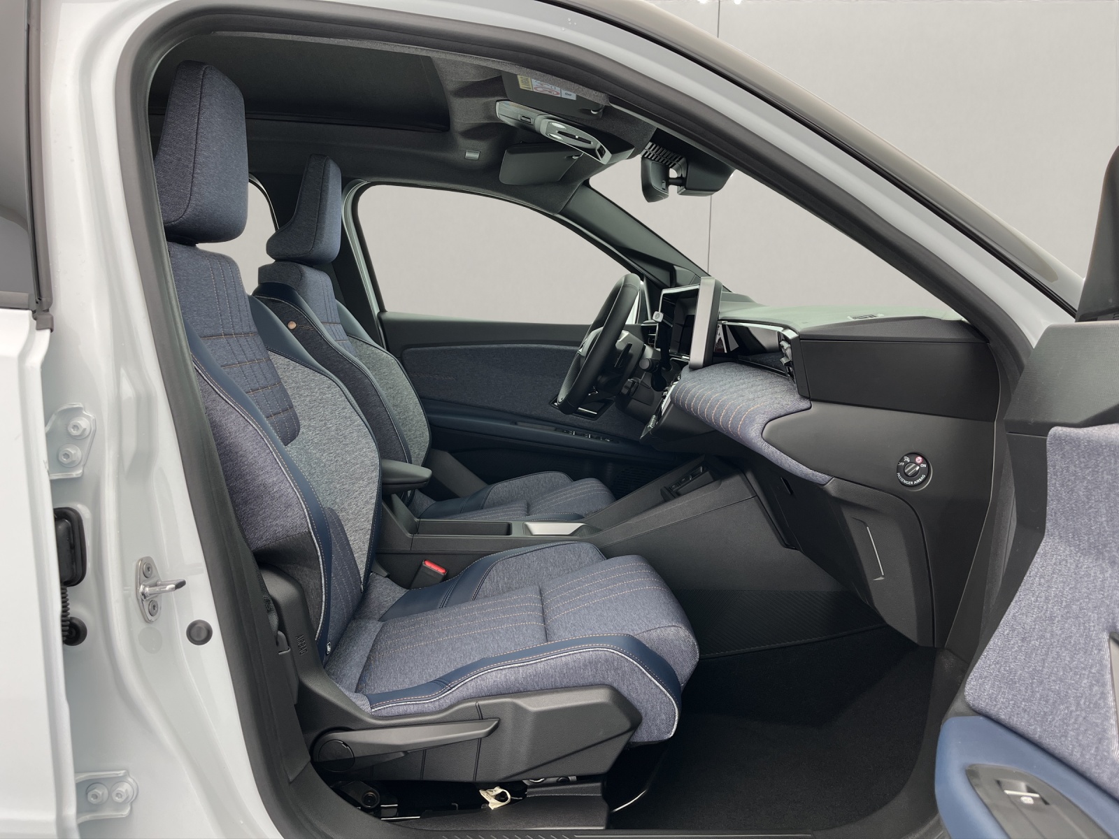 RENAULT R4 E-Tech Comfort Range plein sud techno-image-15