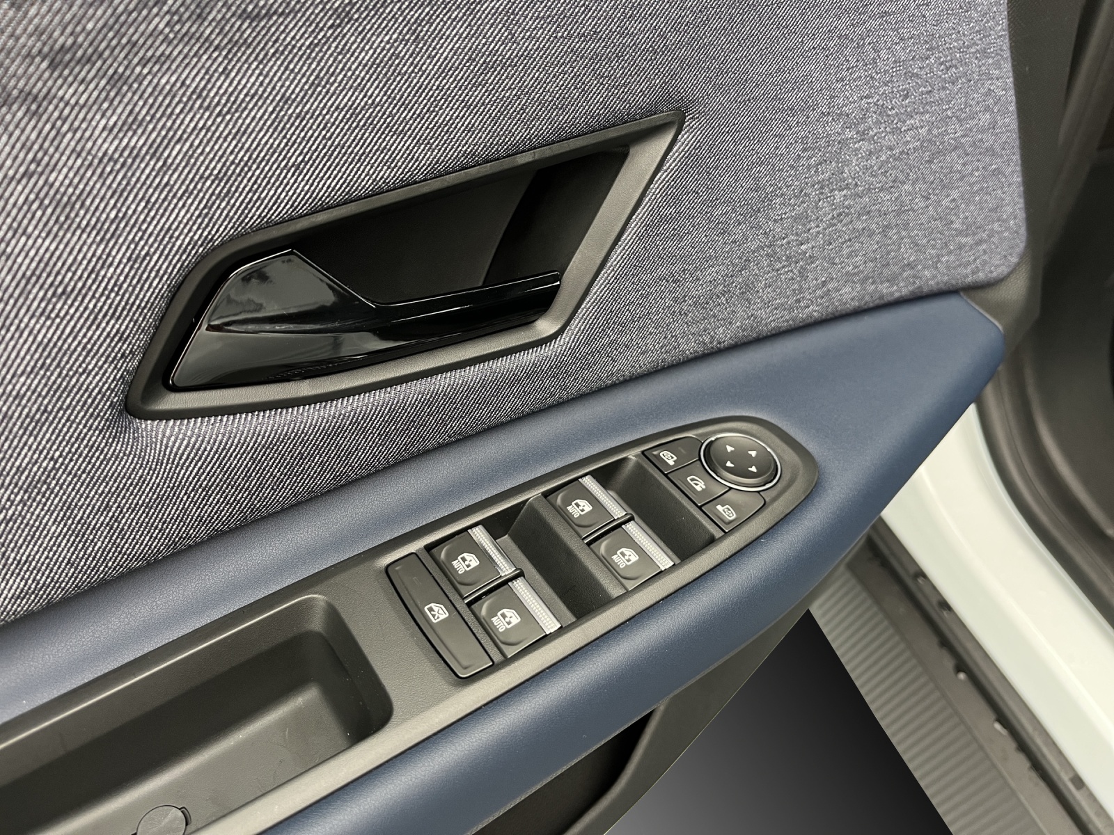 RENAULT R4 E-Tech Comfort Range plein sud techno-image-12