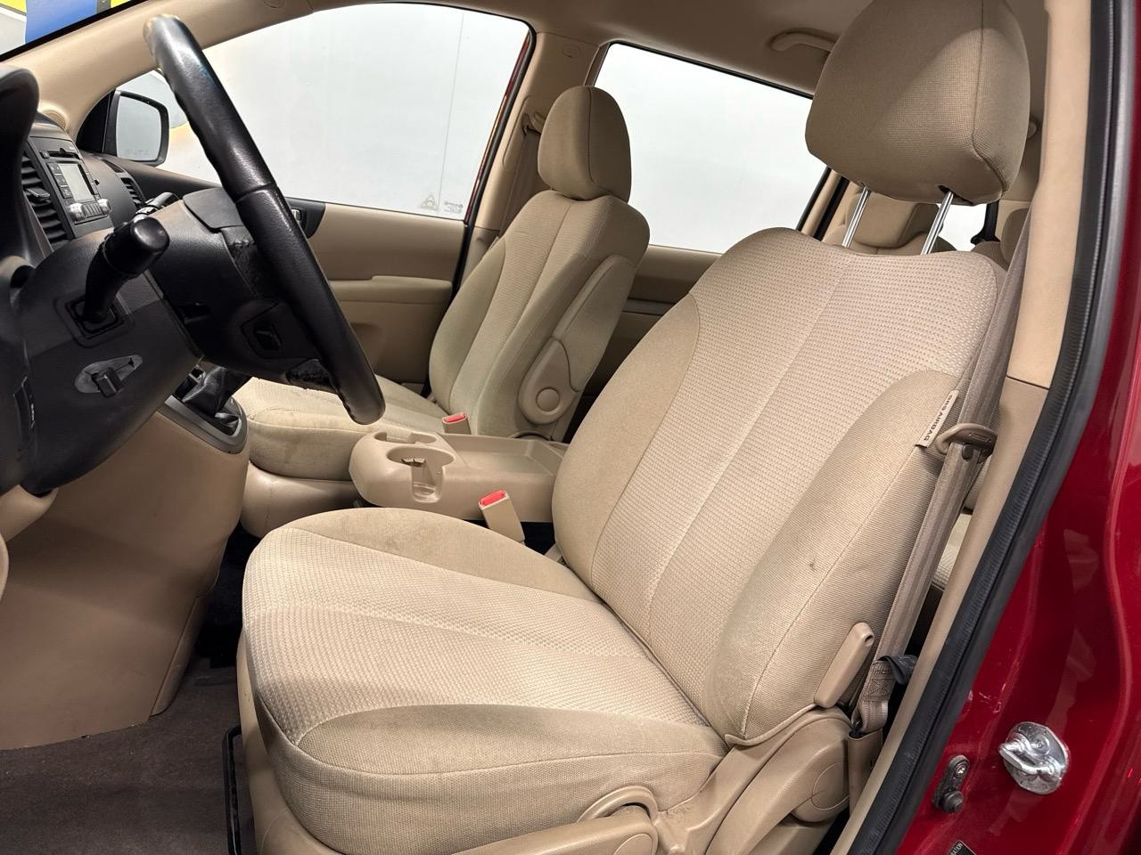 KIA Carnival 2.2 CRDi Classic-showroom-element-3