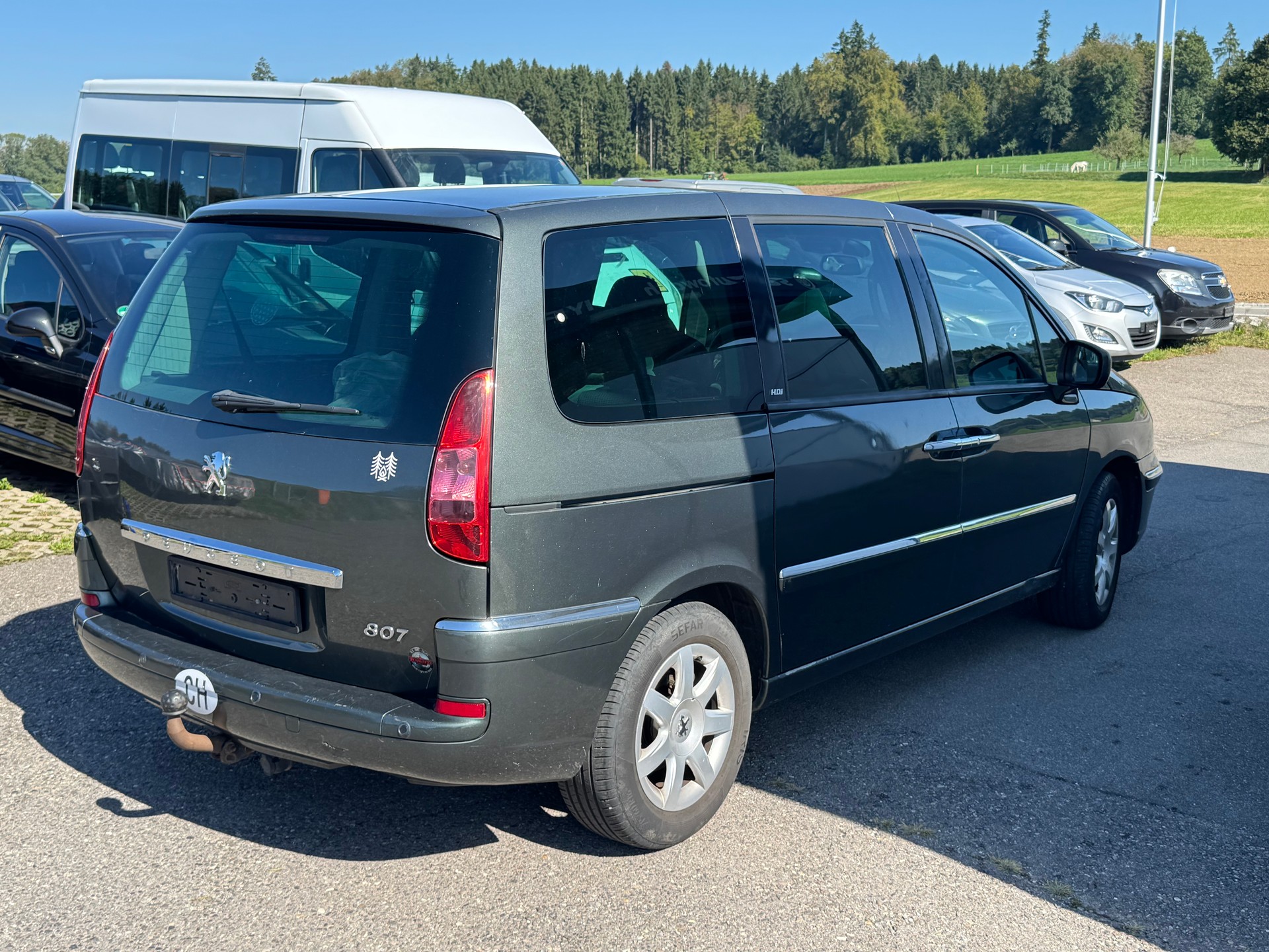 PEUGEOT 807 2.0 16V HDi Family+-image-6