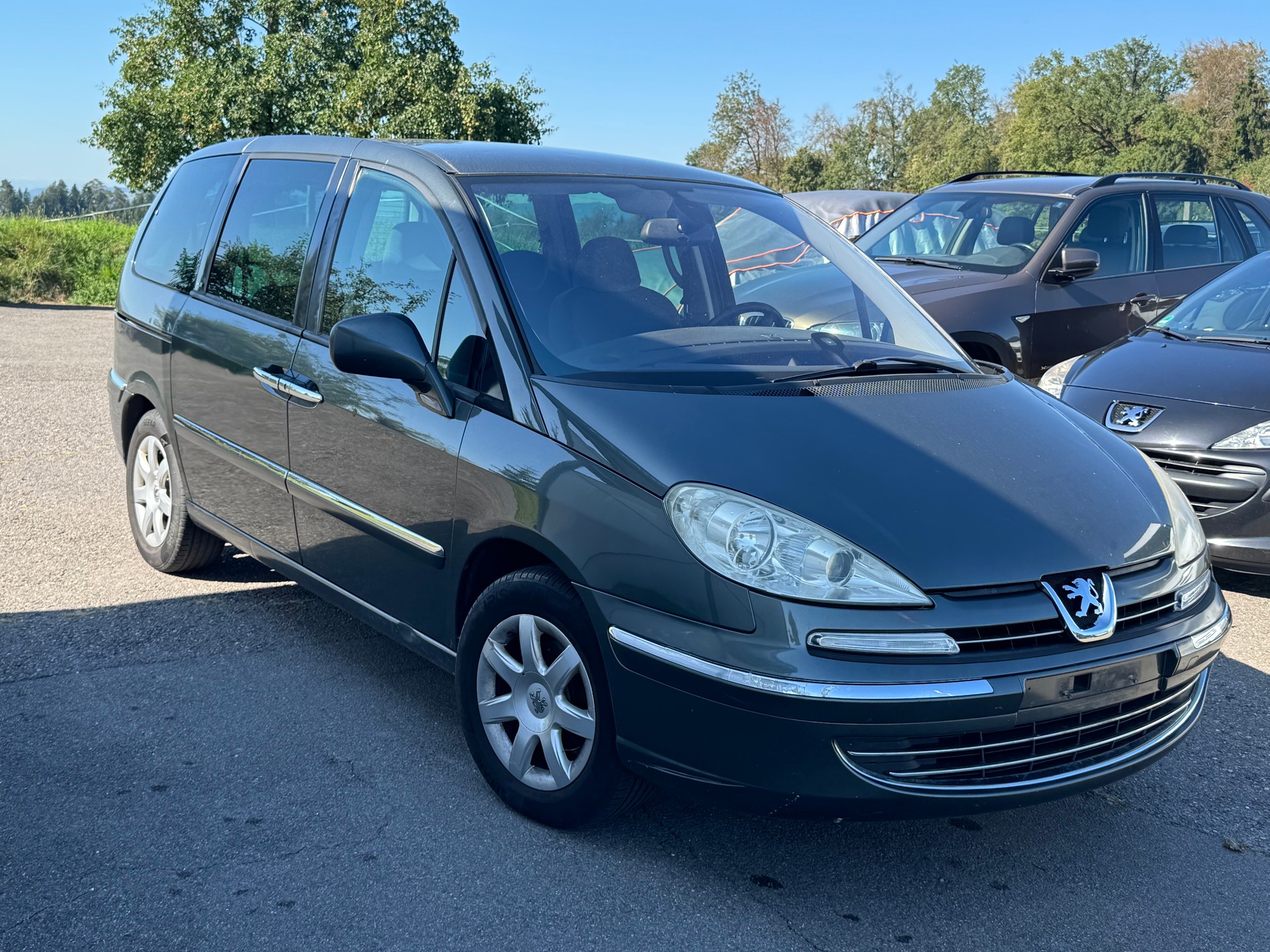 PEUGEOT 807 2.0 16V HDi Family+-image-1