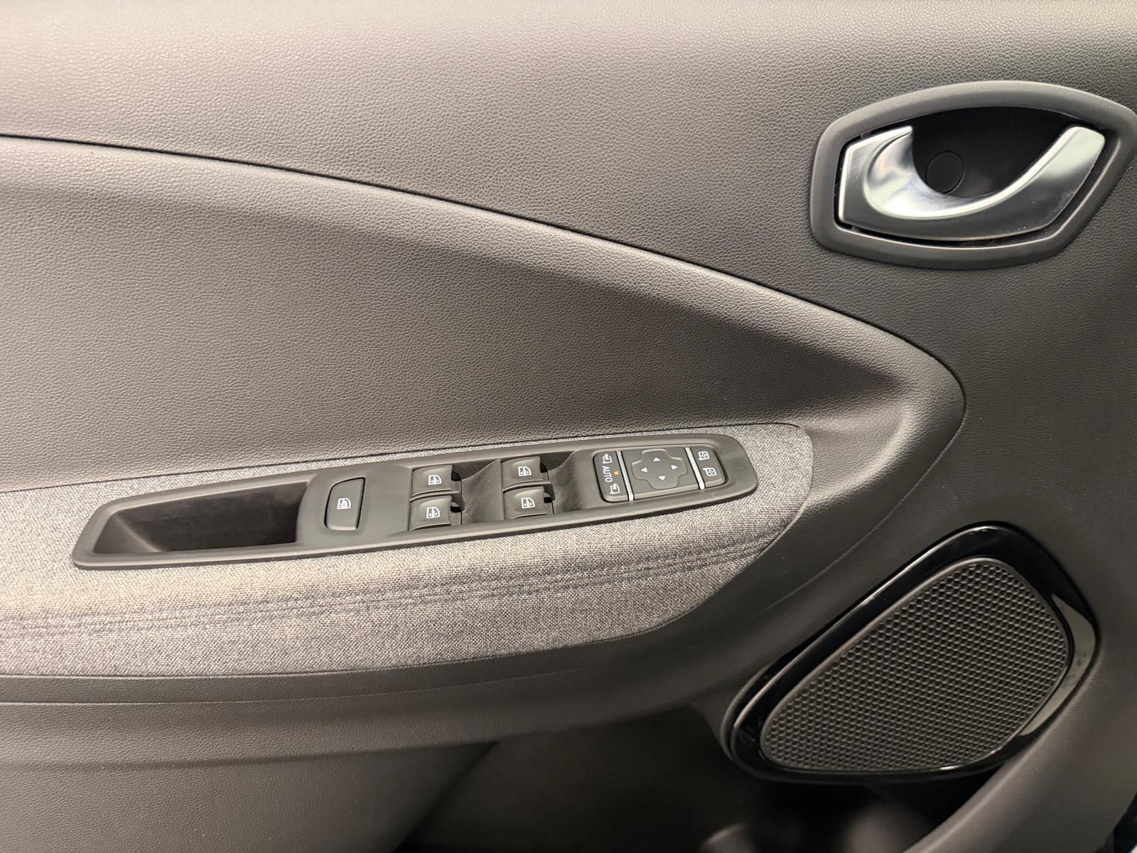 RENAULT Zoe R135 Intens-image-15