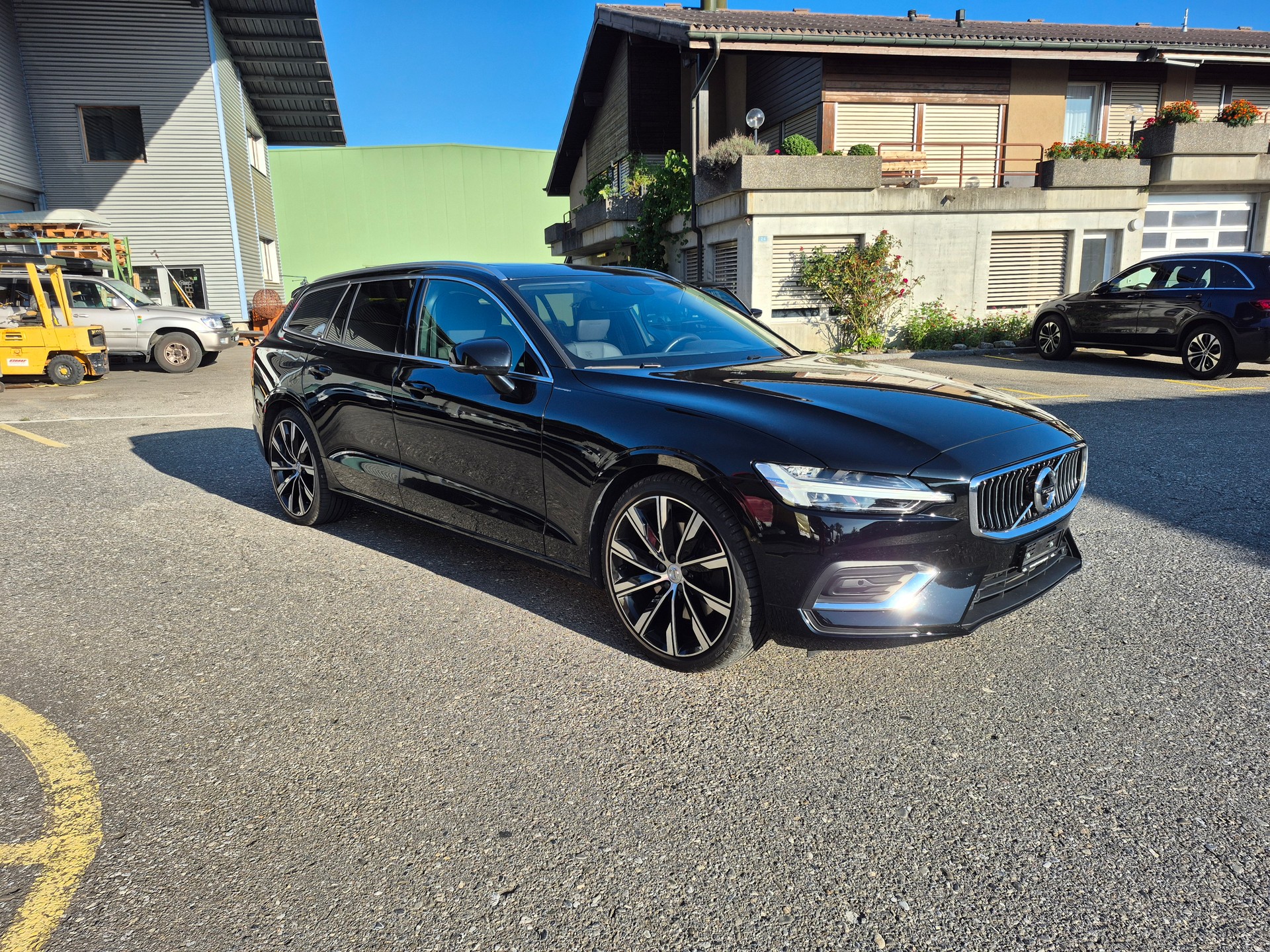 VOLVO V60 T6 AWD Inscription Geartronic-image-2