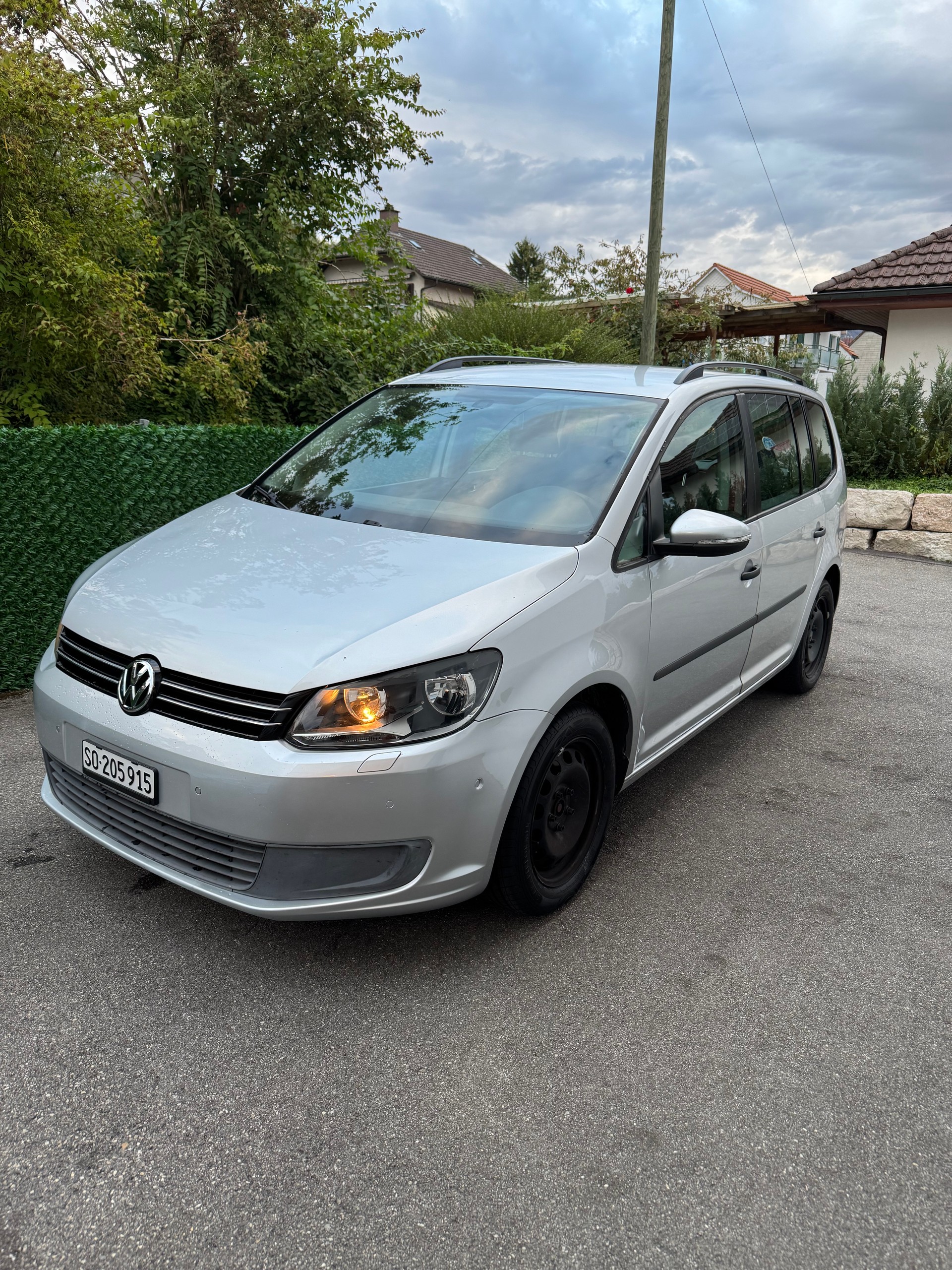 VW 1.2 TSI BlueMT Trendline-image-0