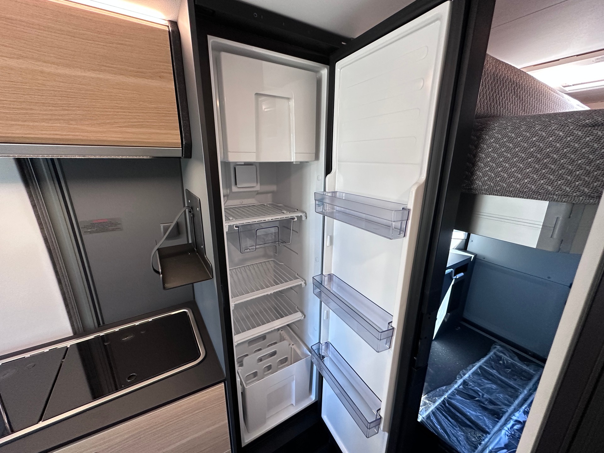 ADRIA Twin Select 640 SGX PTR Swiss Ed.-image-15