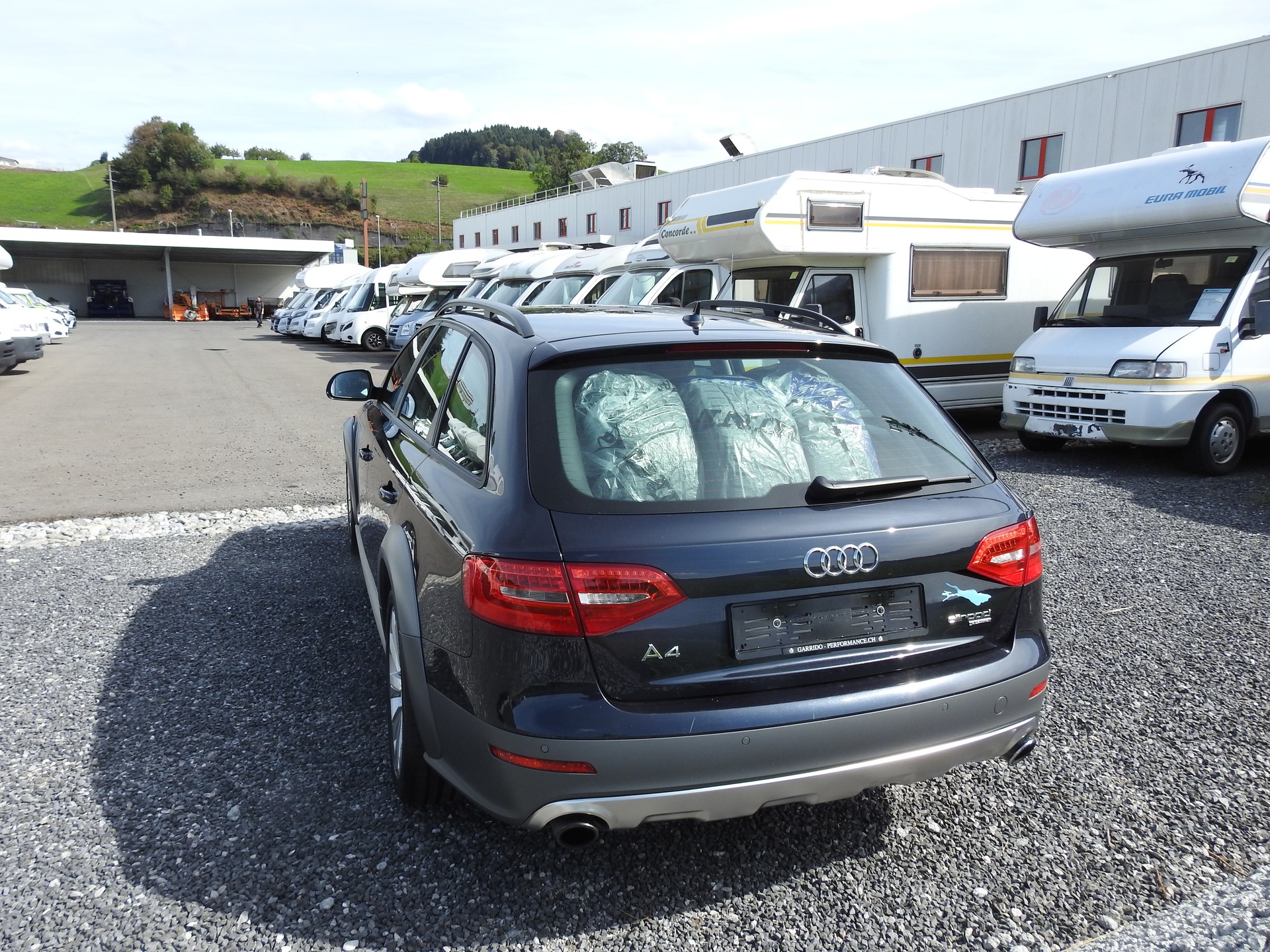 AUDI A4 allroad 2.0 TFSI quattro-image-3