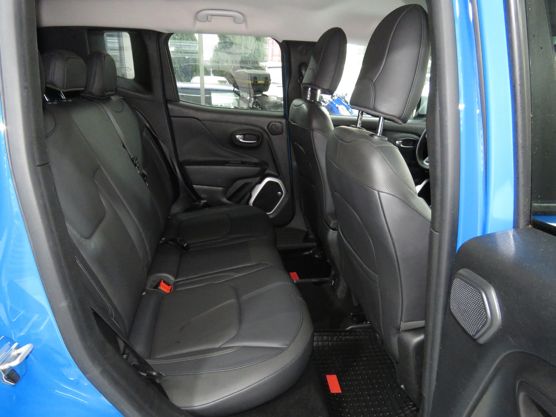 JEEP Renegade 2.0 CRD Limited AWD + Low Range 9ATX (Automat)-image-12