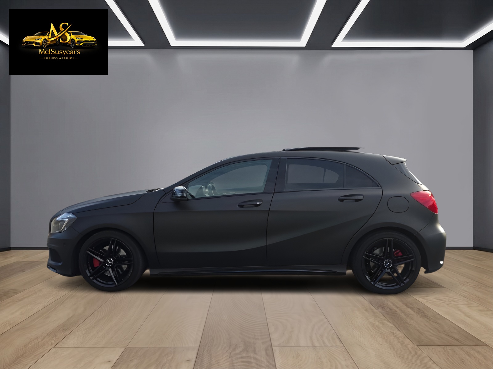 MERCEDES-BENZ A 220 CDI AMG Line 7G-DCT-image-2
