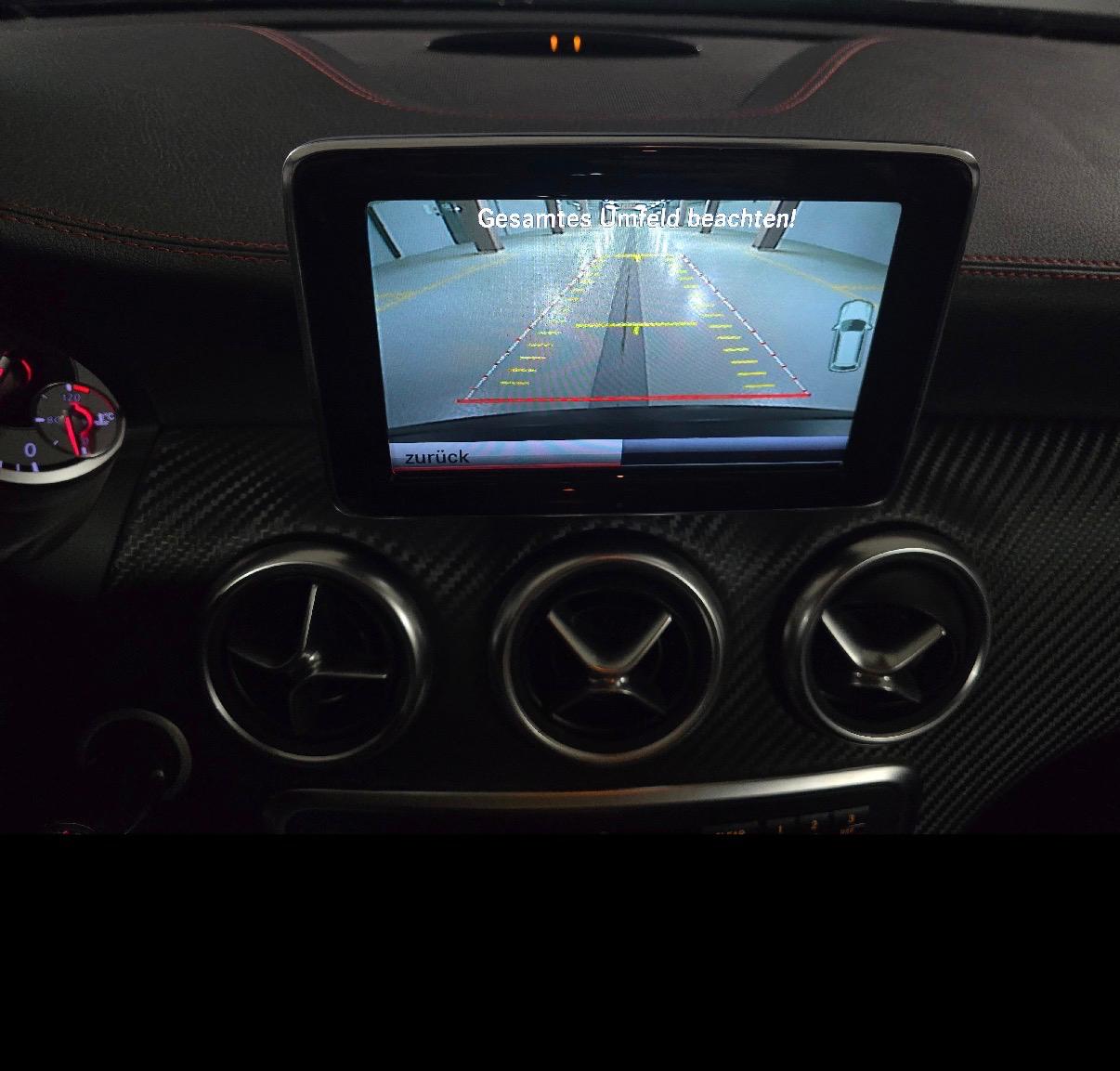 MERCEDES-BENZ A 220 CDI AMG Line 7G-DCT-image-13
