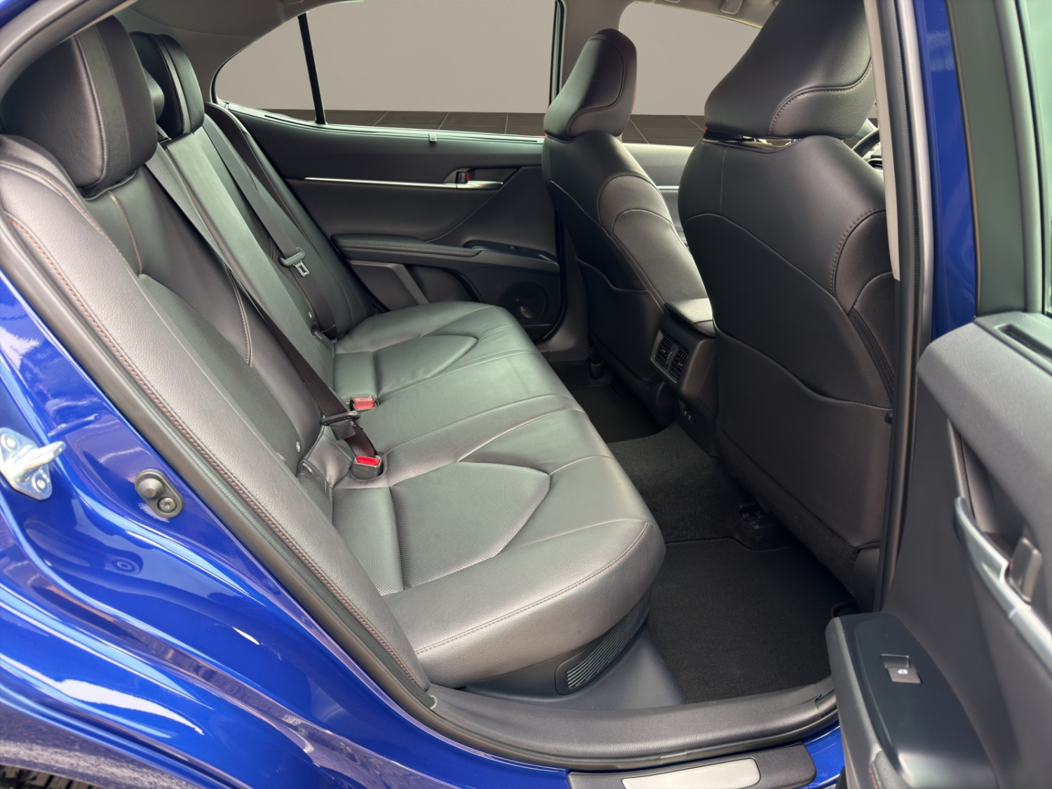 TOYOTA Camry 2.5 HSD Premium-image-11