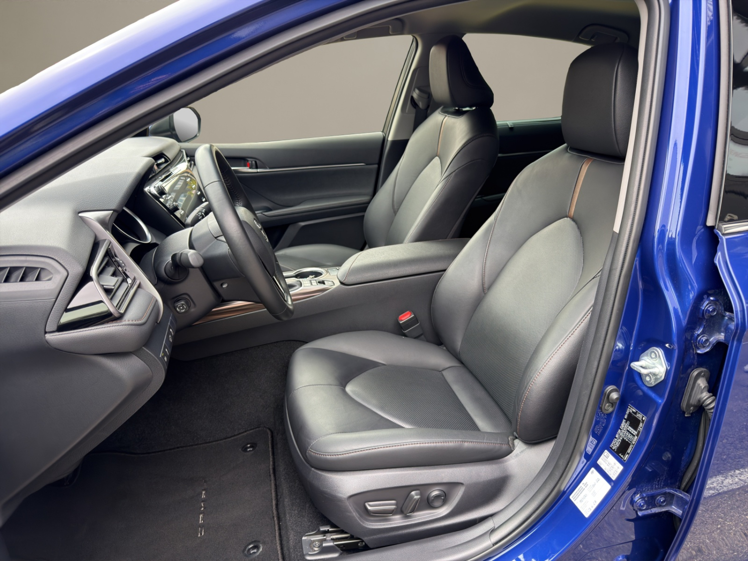 TOYOTA Camry 2.5 HSD Premium-image-8