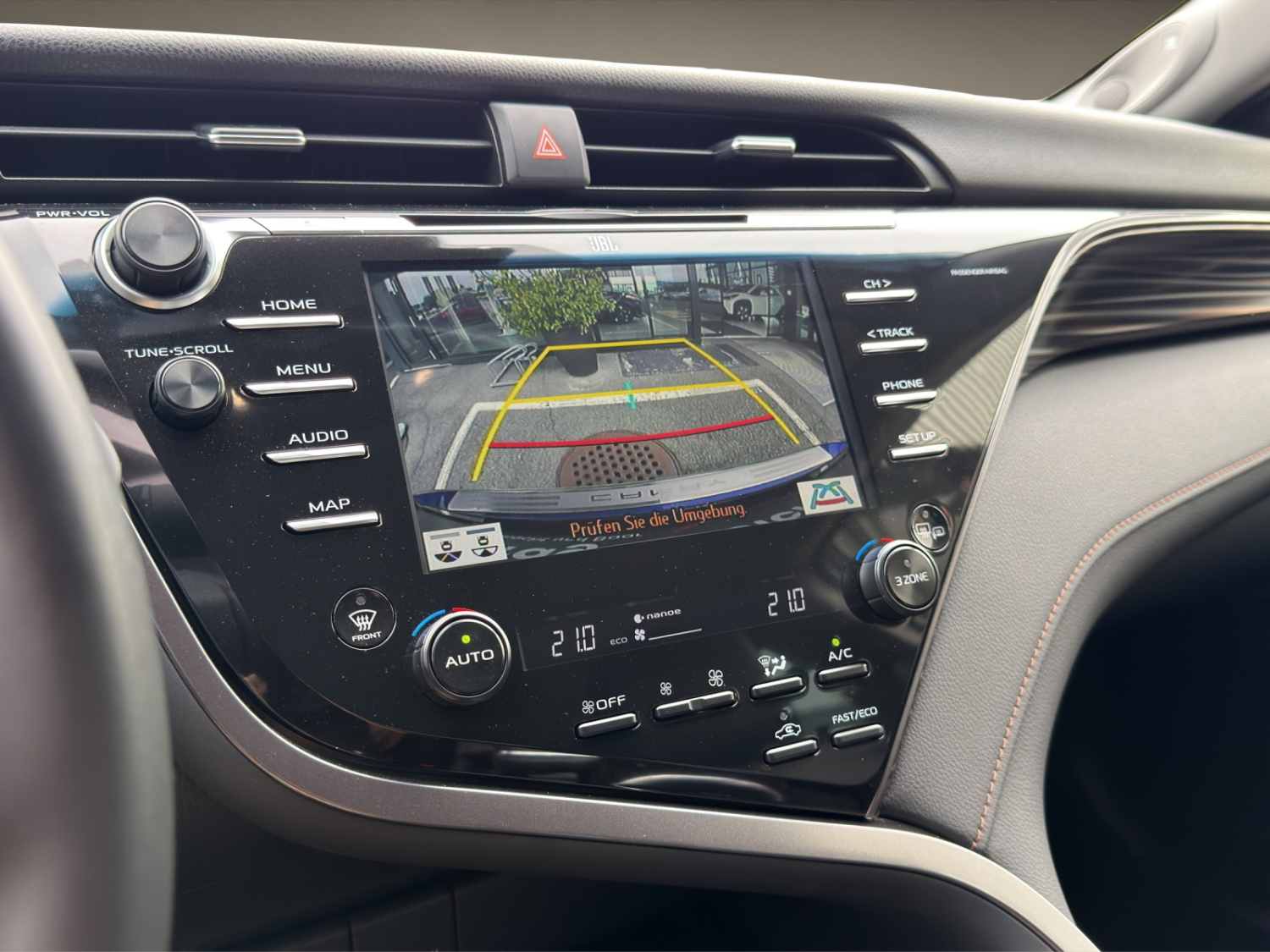 TOYOTA Camry 2.5 HSD Premium-image-16