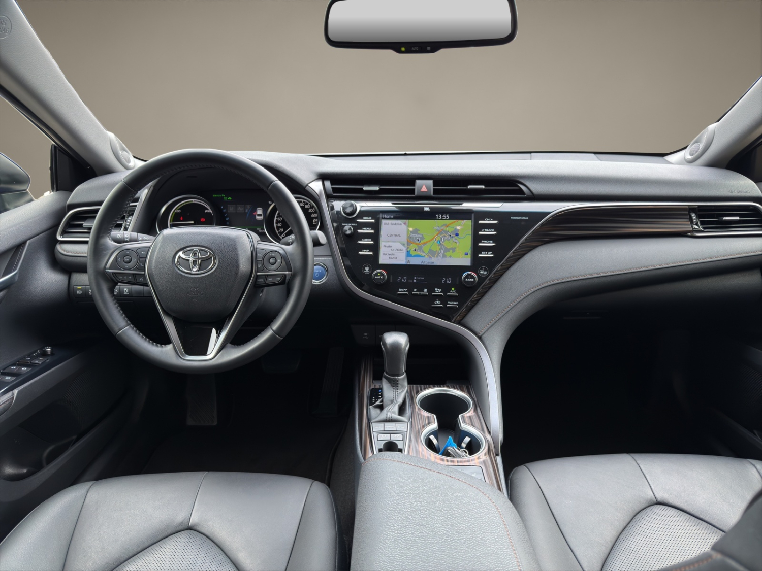 TOYOTA Camry 2.5 HSD Premium-image-13