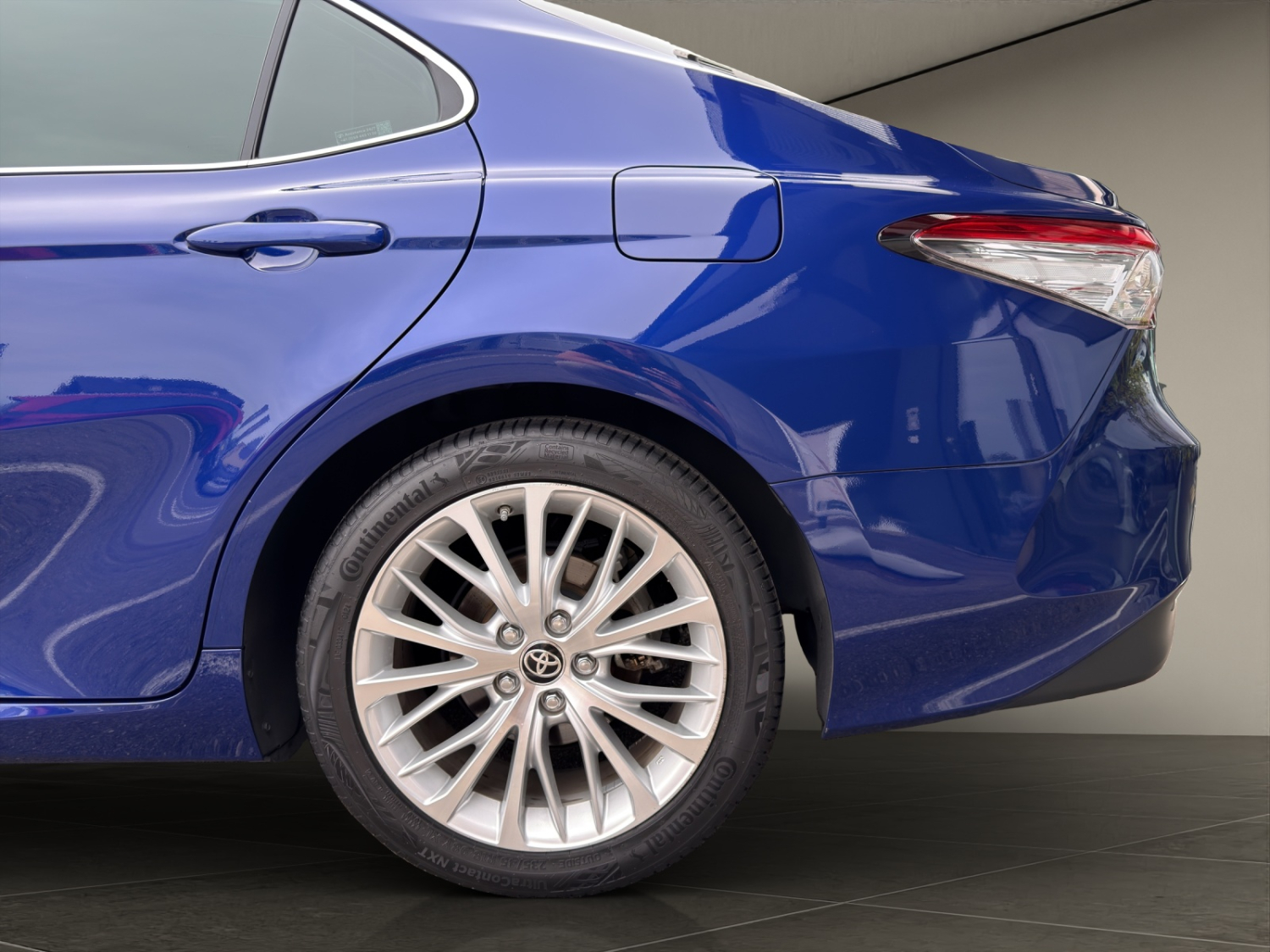 TOYOTA Camry 2.5 HSD Premium-image-25