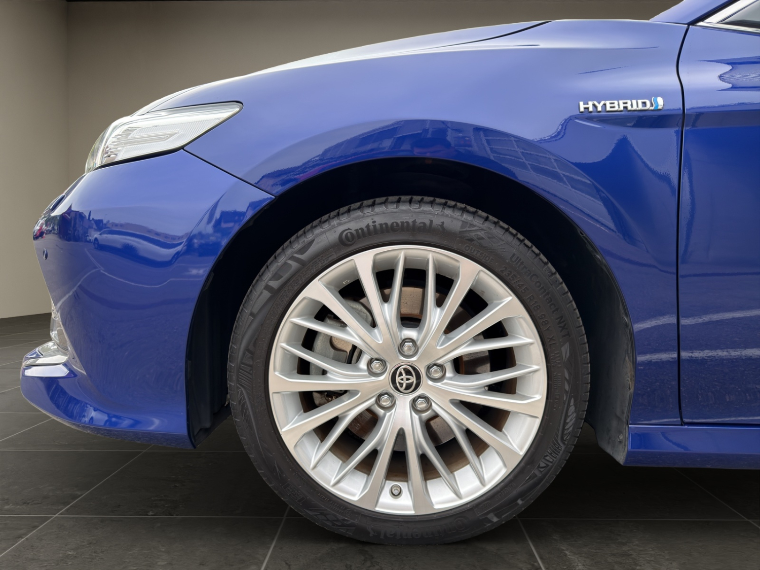 TOYOTA Camry 2.5 HSD Premium-image-24