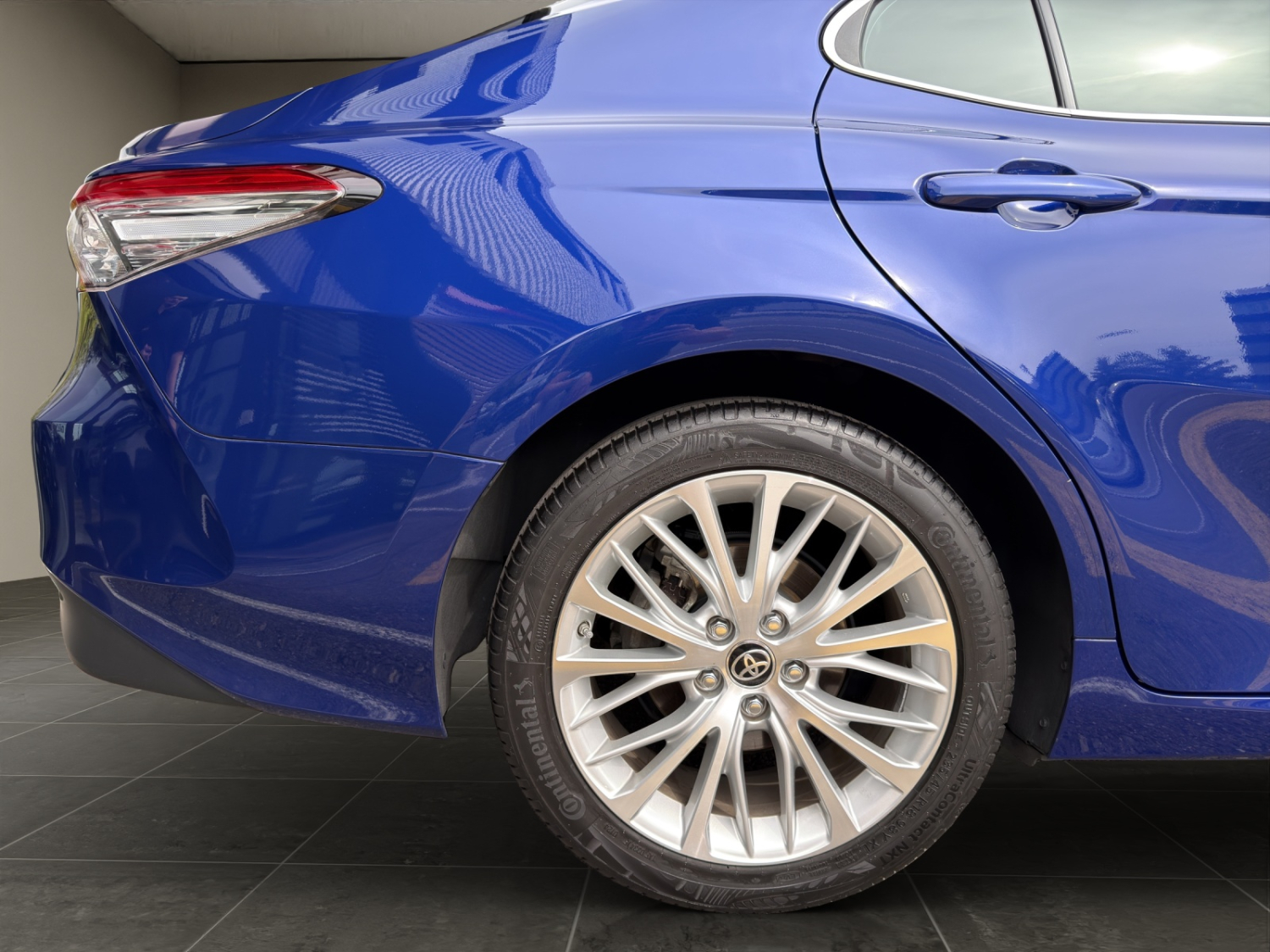 TOYOTA Camry 2.5 HSD Premium-image-26