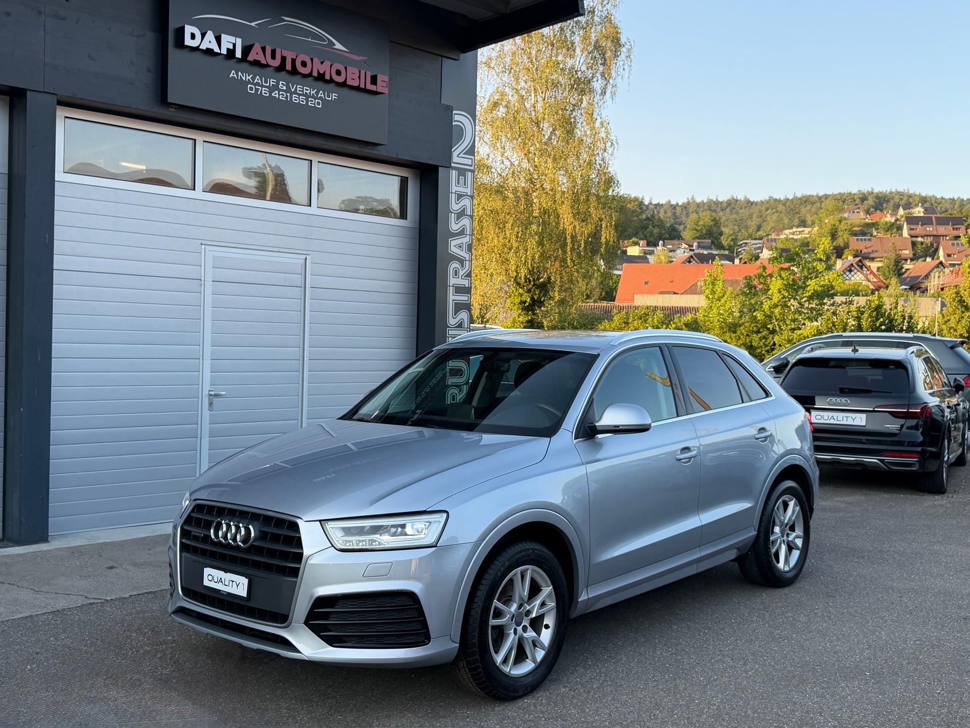AUDI Q3 2.0 TDI design quattro S-tronic-image-0