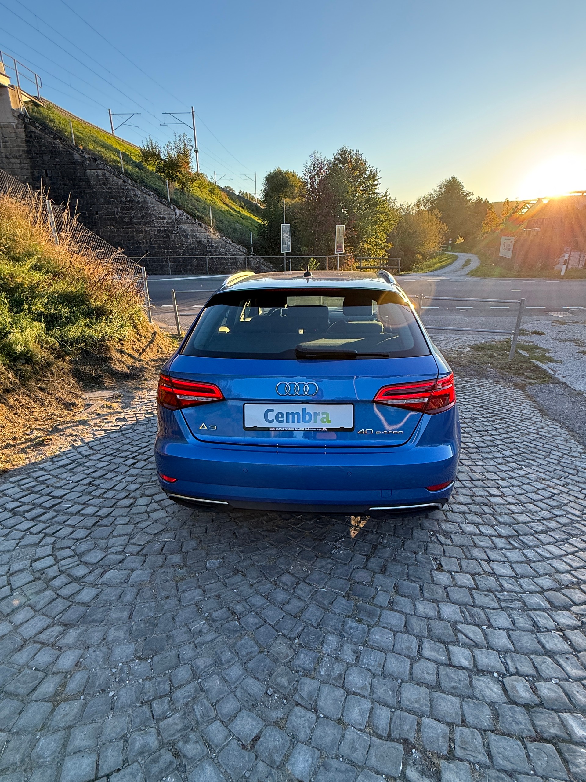 AUDI A3 Sportback 40 TFSI e-tron S-tronic-image-2