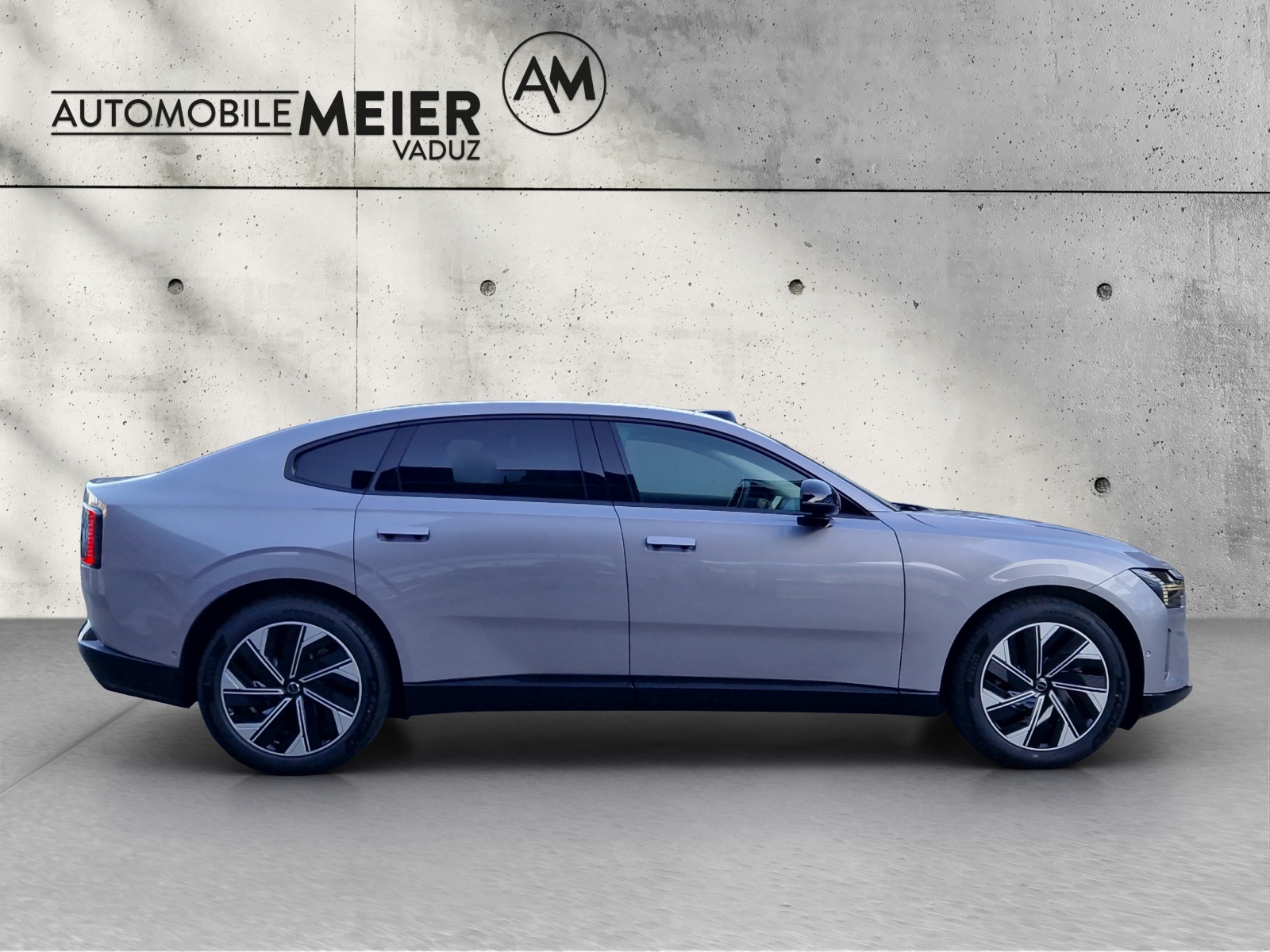 VOLVO ES90 Plus-image-15
