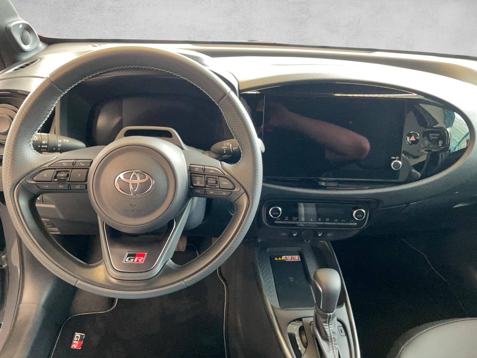 TOYOTA Aygo X 1.5 VVT-i HSD GR Sport-image-9
