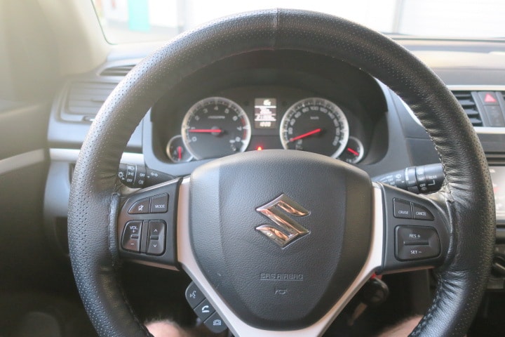 SUZUKI Swift 1.2i 16V GL 4x4-image-14