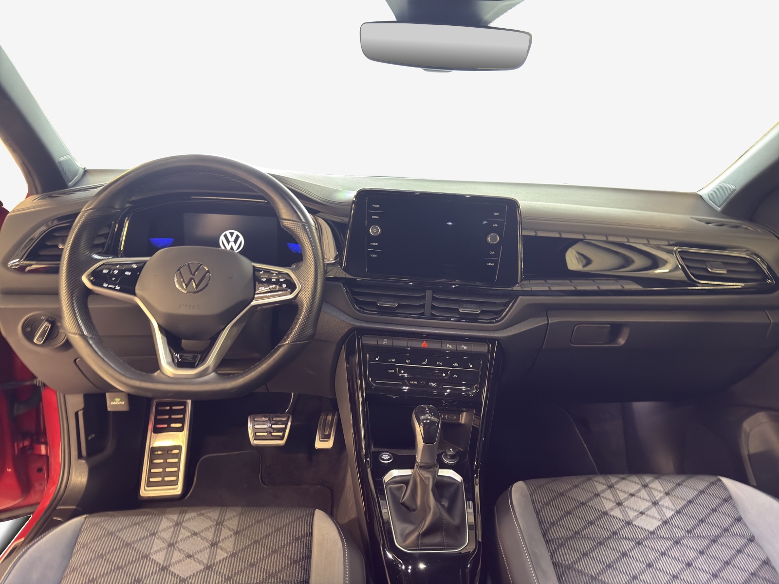 VW T-Roc 1.5 TSI EVO R-Line DSG-image-8