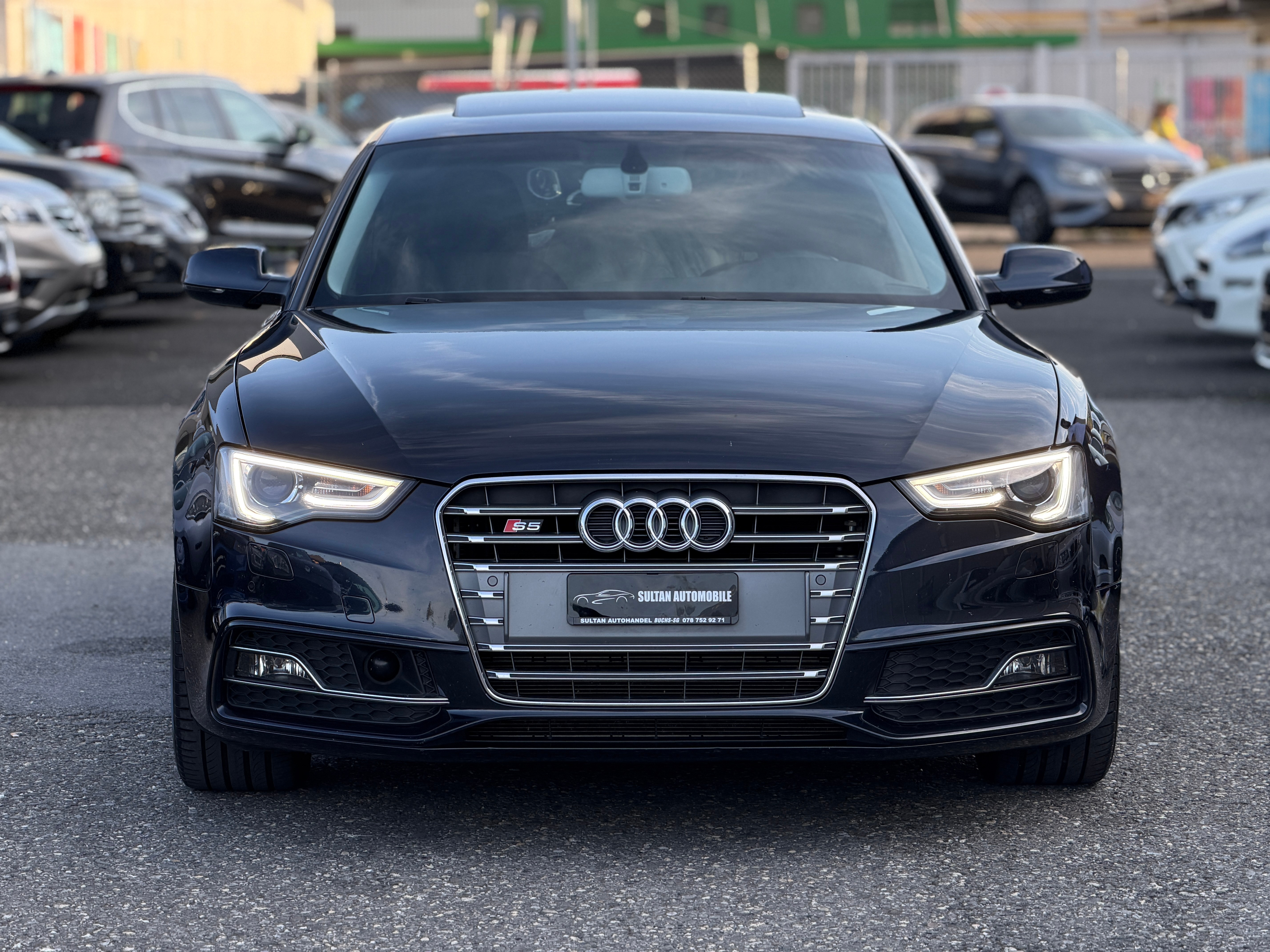 Car photo