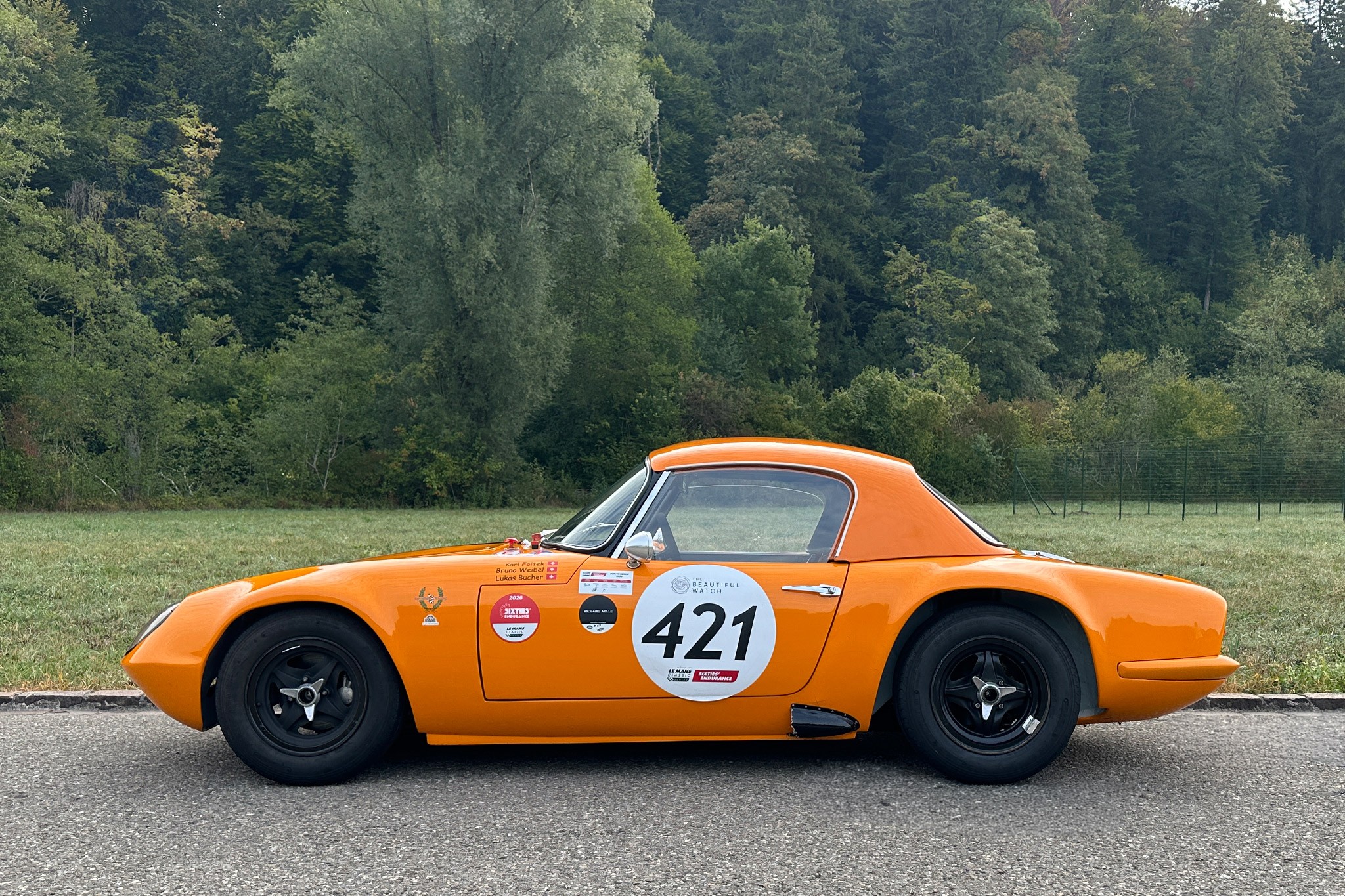 Car photo