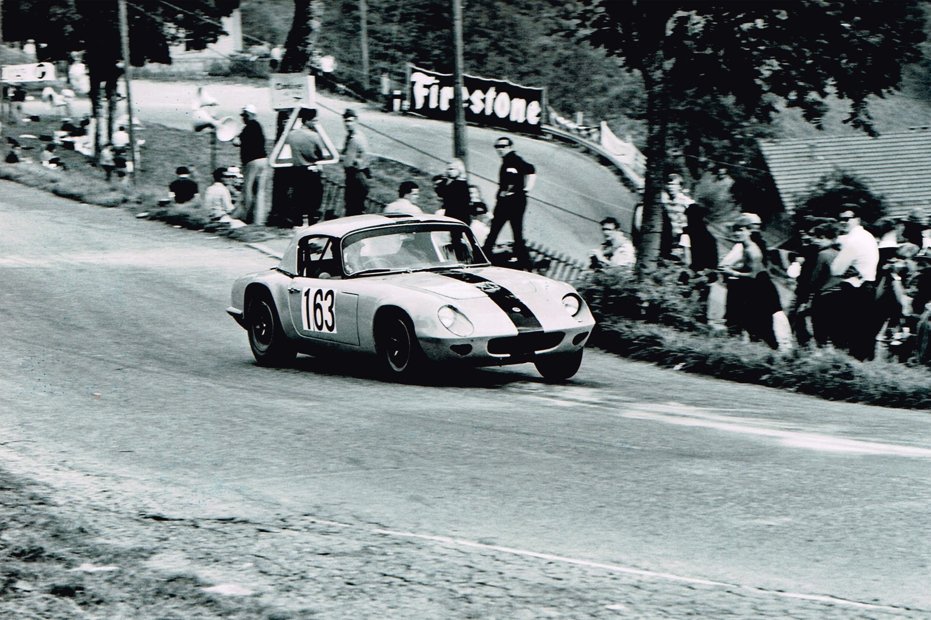LOTUS Elan 26R-image-14